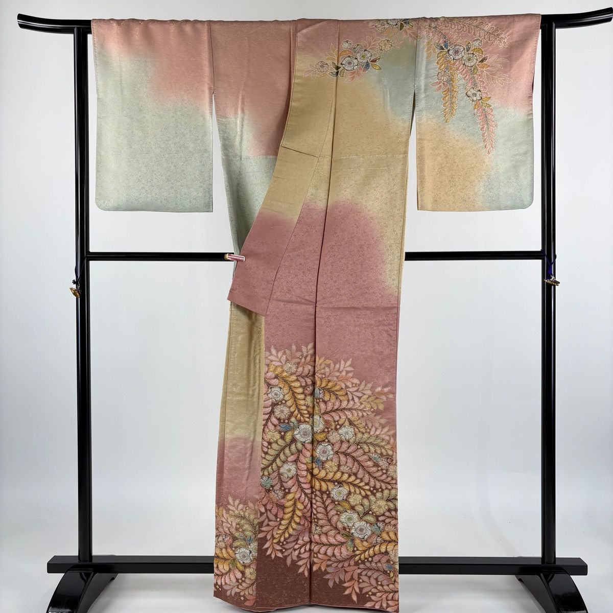 訪問着 秀品 華文 草花 金糸 汕頭刺繍 薄ピンク 袷 159.5cm 66.5cm M