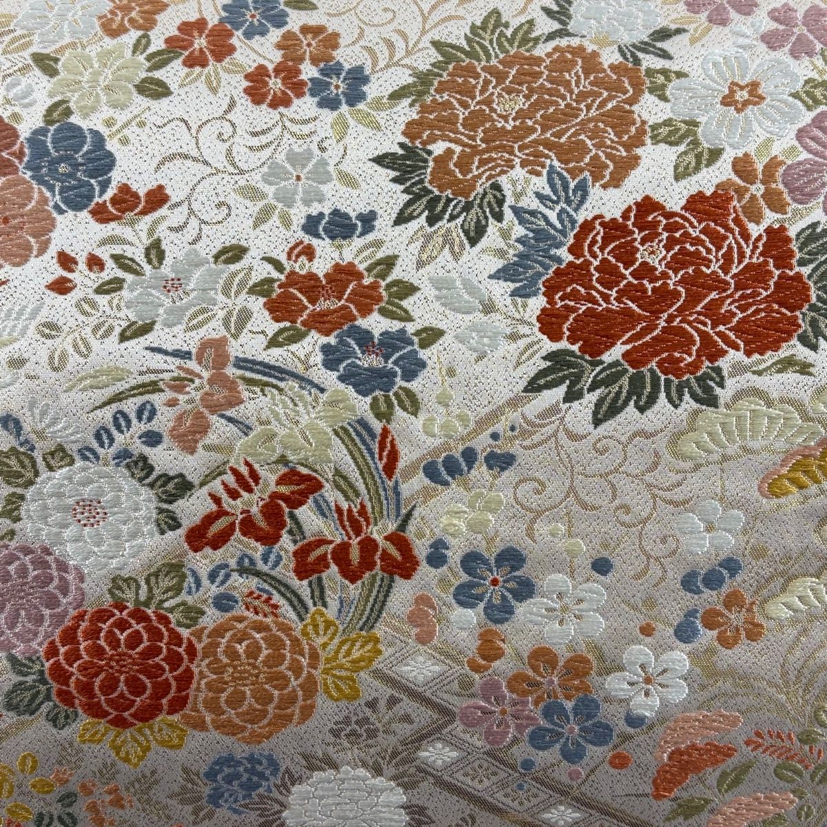 袋帯 秀品 関西仕立て 草花 尾長鳥 箔 唐織 ベージュ 六通 正絹 【中古 