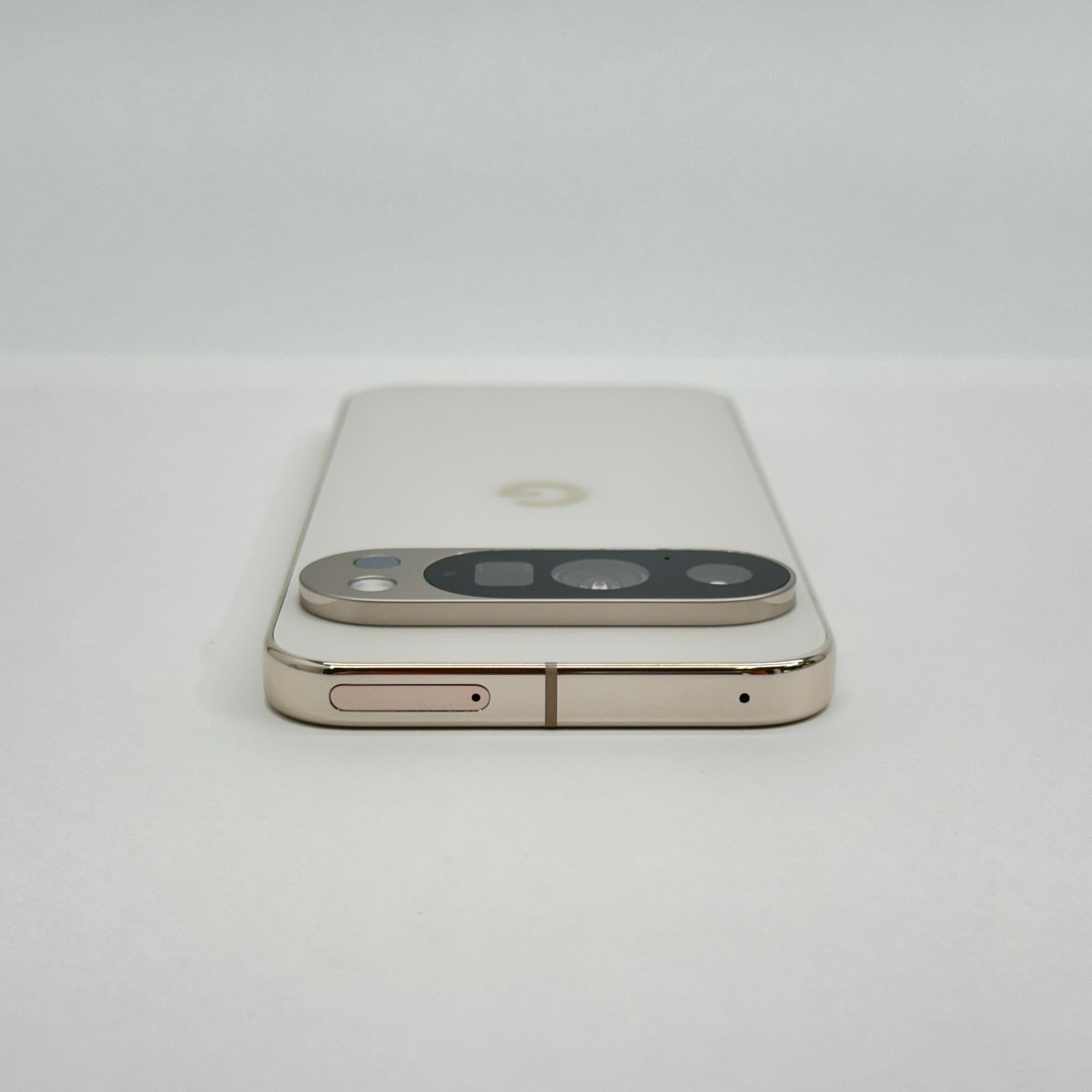 美品 Google Pixel 10 Pro 256GB Porcelain - メルカリ