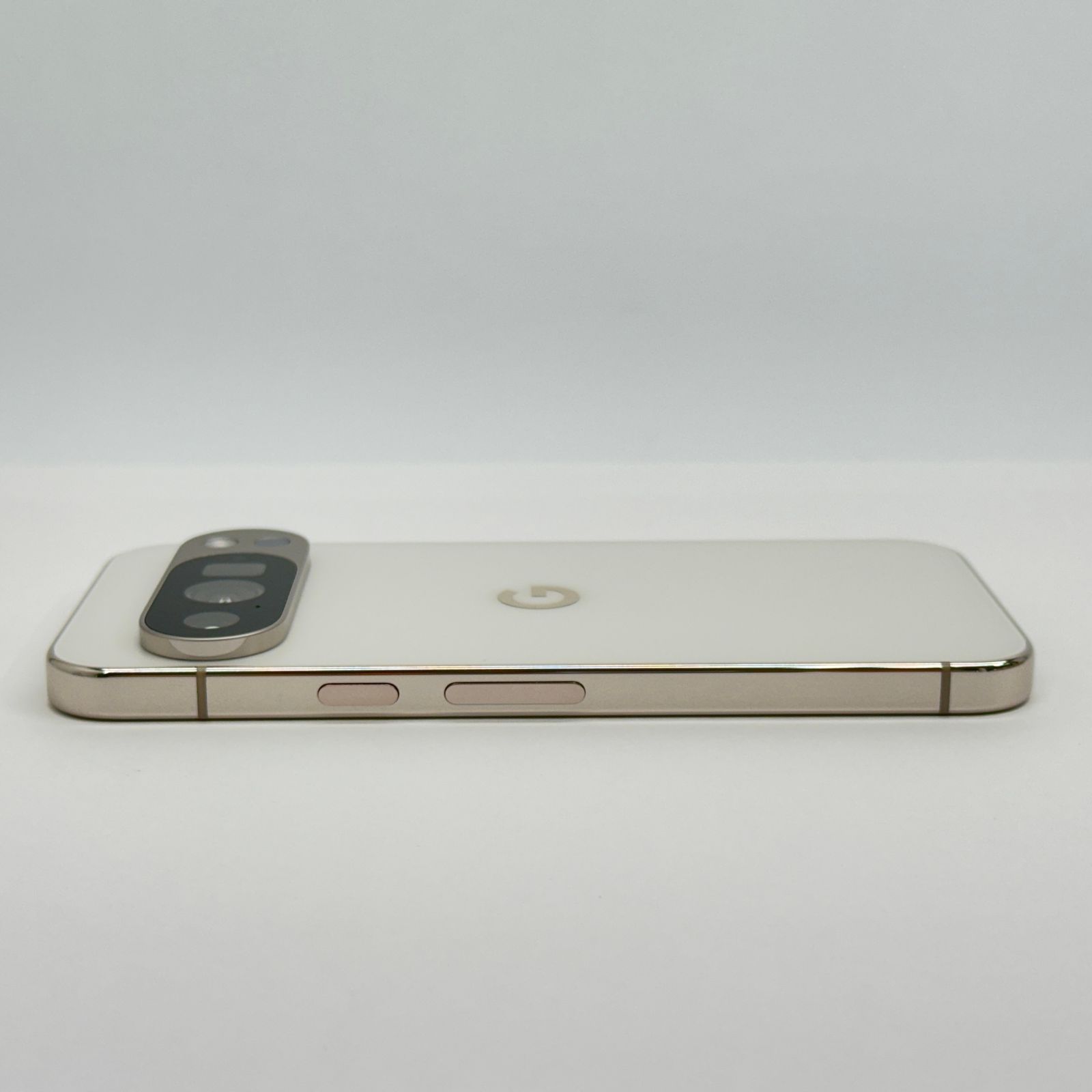 美品 Google Pixel 10 Pro 256GB Porcelain - メルカリ