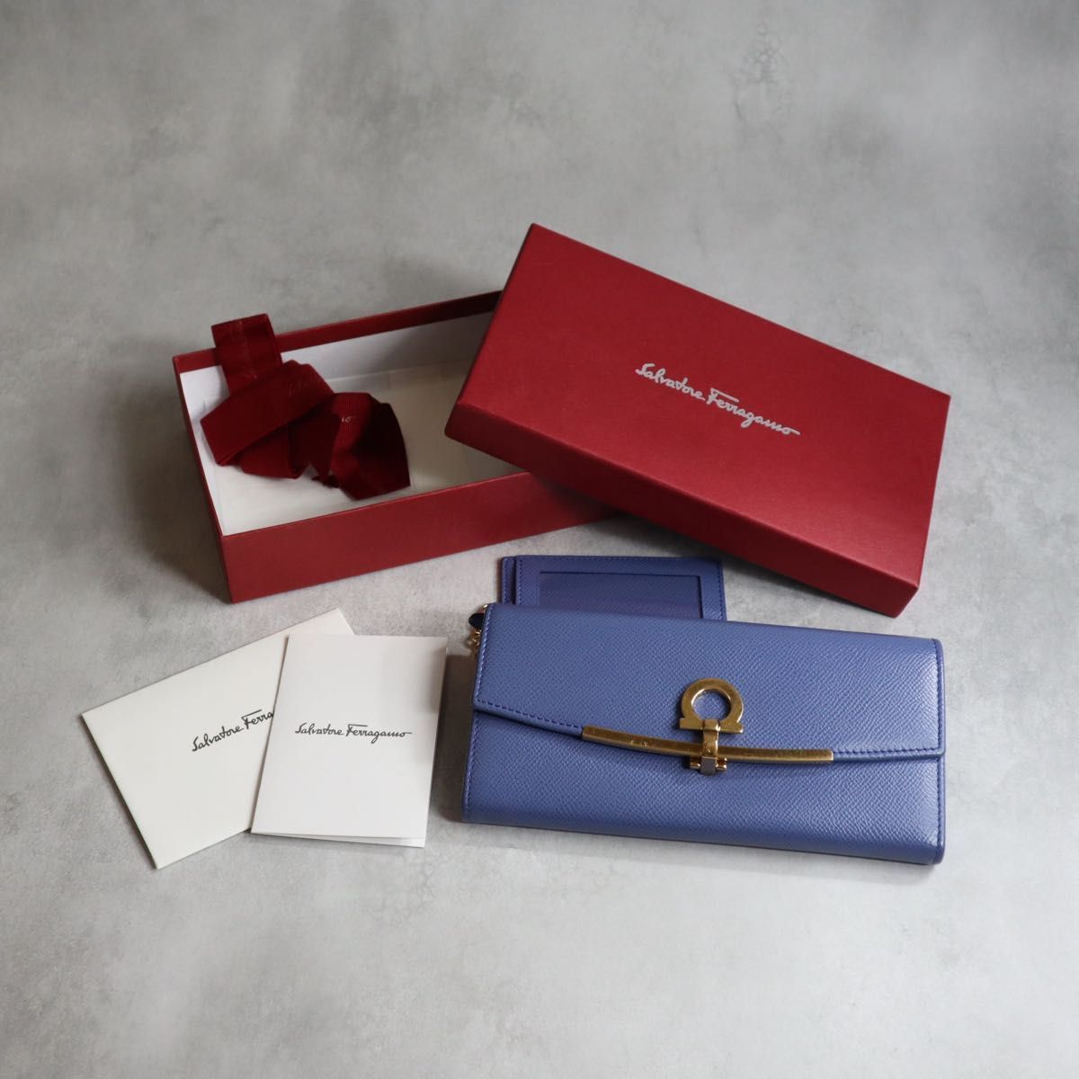 美品】 Salvatore Ferragamo サルヴァトーレ フェラガモ / ガンチーノ