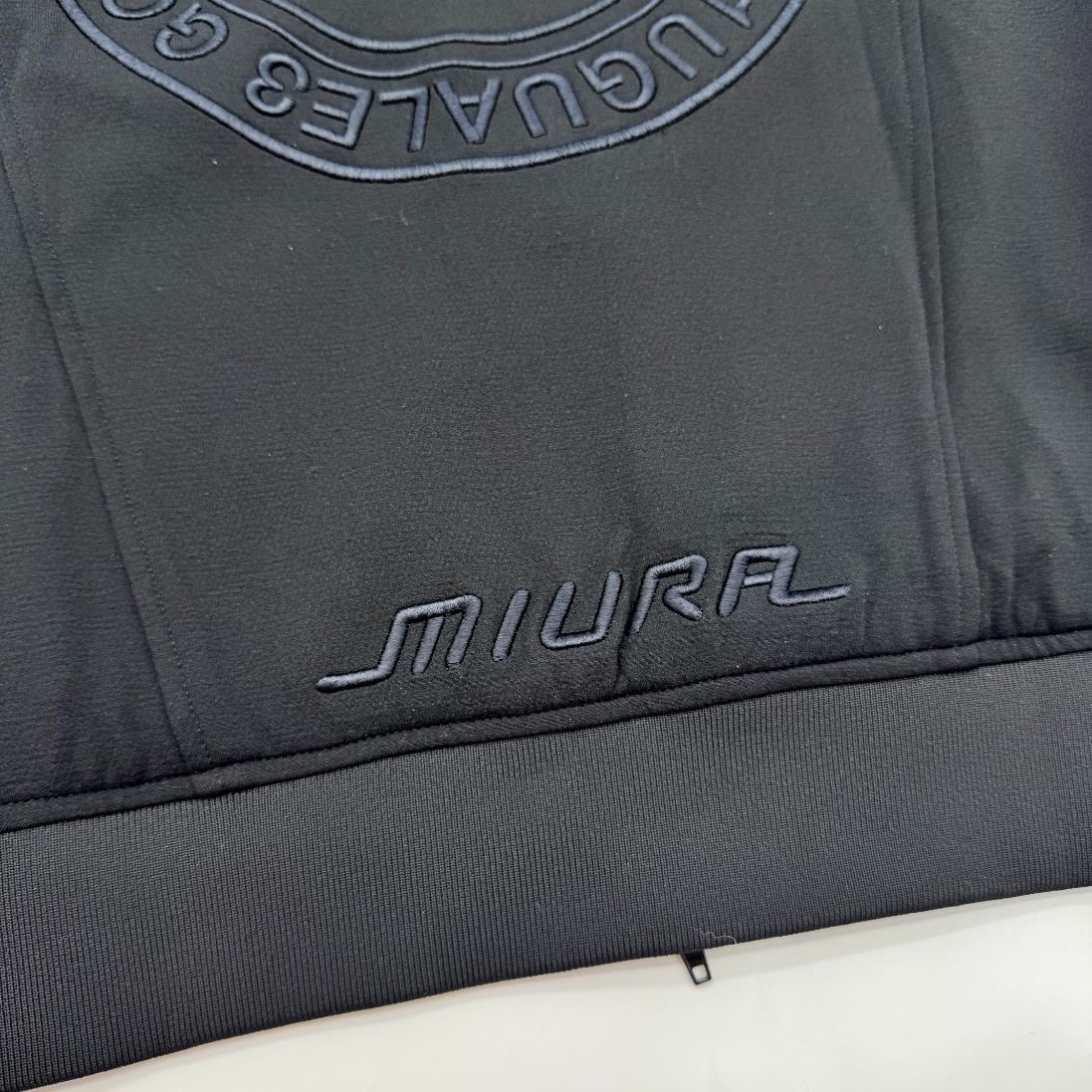 新品 1PIU1UGUALE3 GOLF × miura三浦技研 × 三浦技研 TRACK JACKET