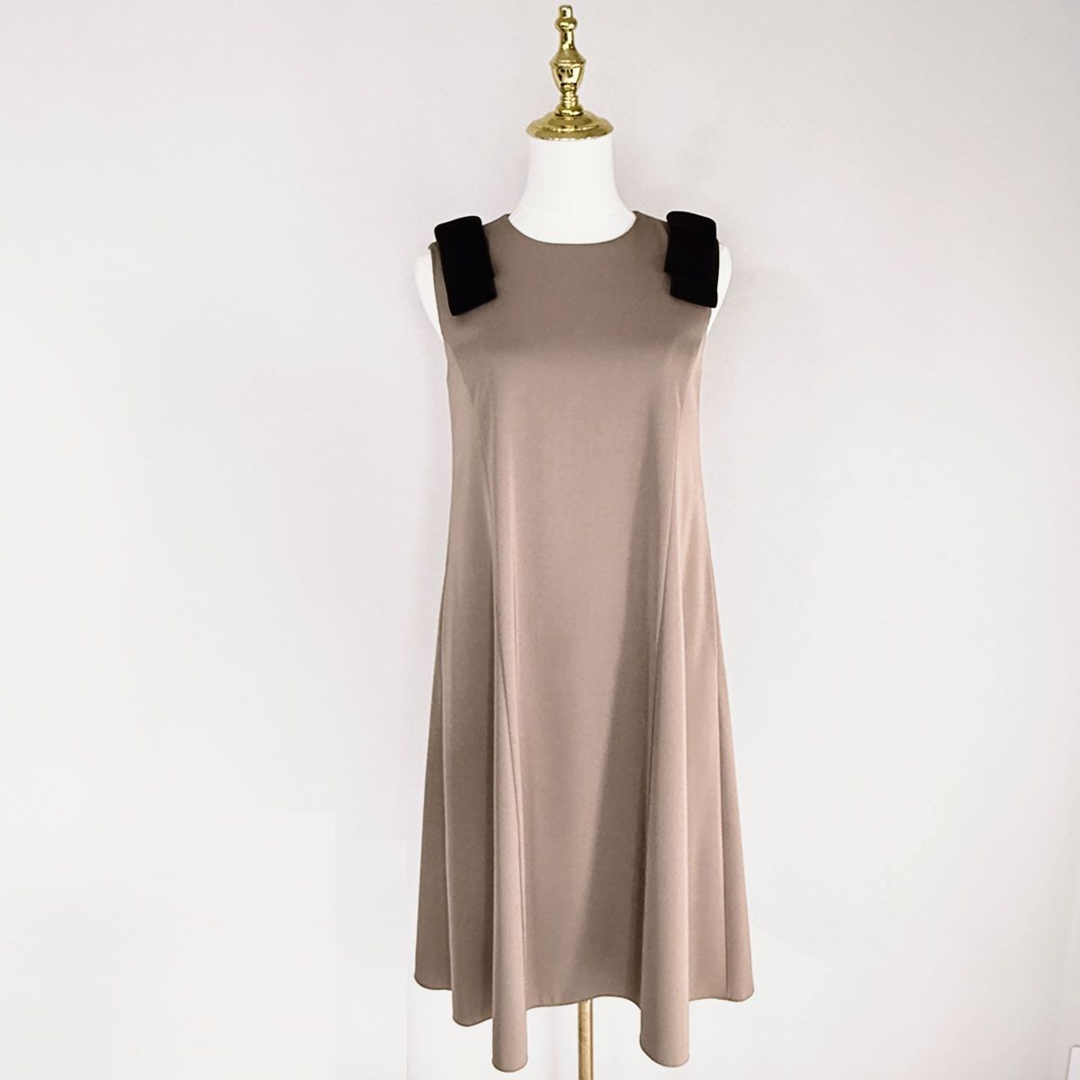 未使用に近い】FOXEY NEW YORK COLLECTION 42367 フォクシー 