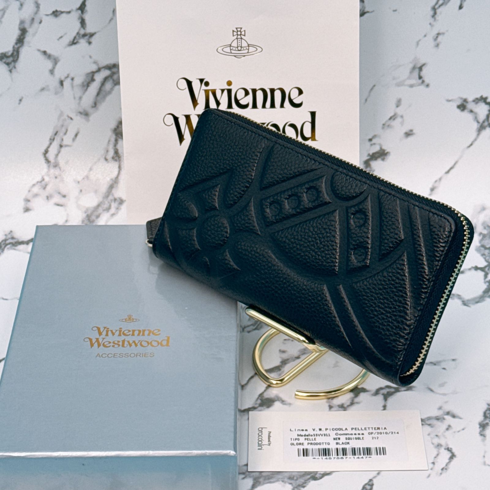 新品未使用》VivienneWestwood 長財布ブラック 型押しオーブ - メルカリ