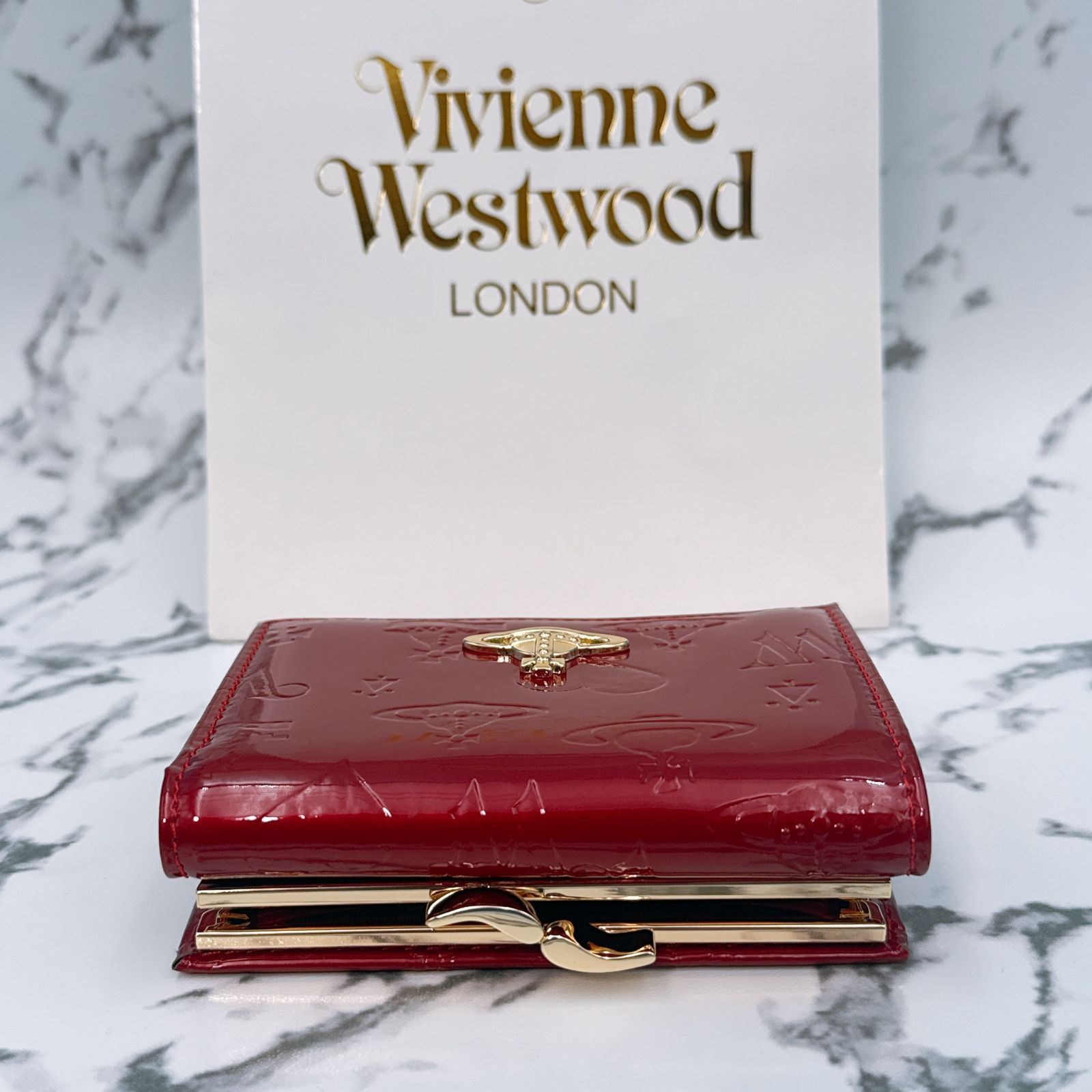 新品未使用》Vivienne Westwood ヴィヴィアンウエストウッド 三つ折り