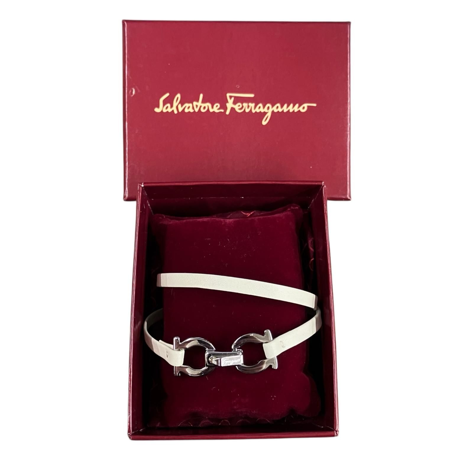 180053 現状品 Salvatore Ferragamo サルヴァトーレフェラガモ ブレスレット レザー ホワイト、シルバー バングル レザー [0000000007905] 180053 現状品 Salvatore Ferragamo サルヴァトーレフェラガモ