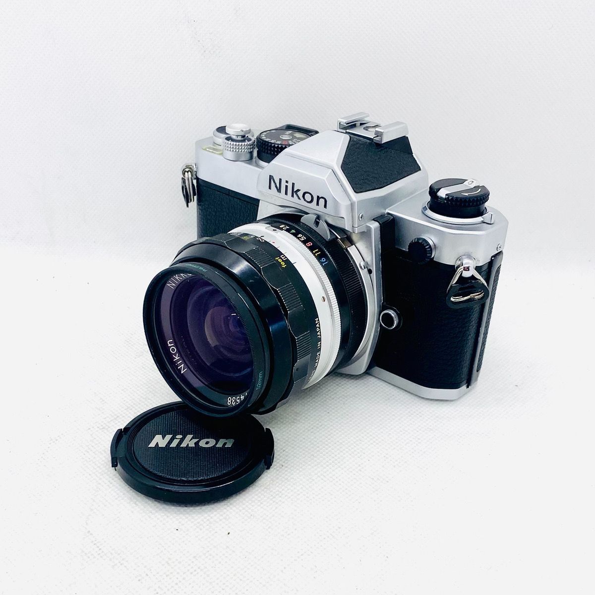 【美品】Nikon FM + NIKKOR 24mm F2.8 広角レンズセット Nikon ニコン FM + Nikkor N.C Auto 24mm f/2.8 非Ai フィルムカメラ