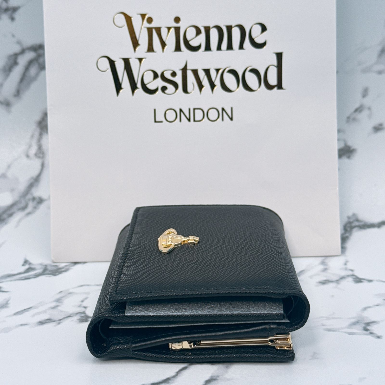 新品未使用》Vivienne Westwood ヴィヴィアンウエストウッド 三つ折り 