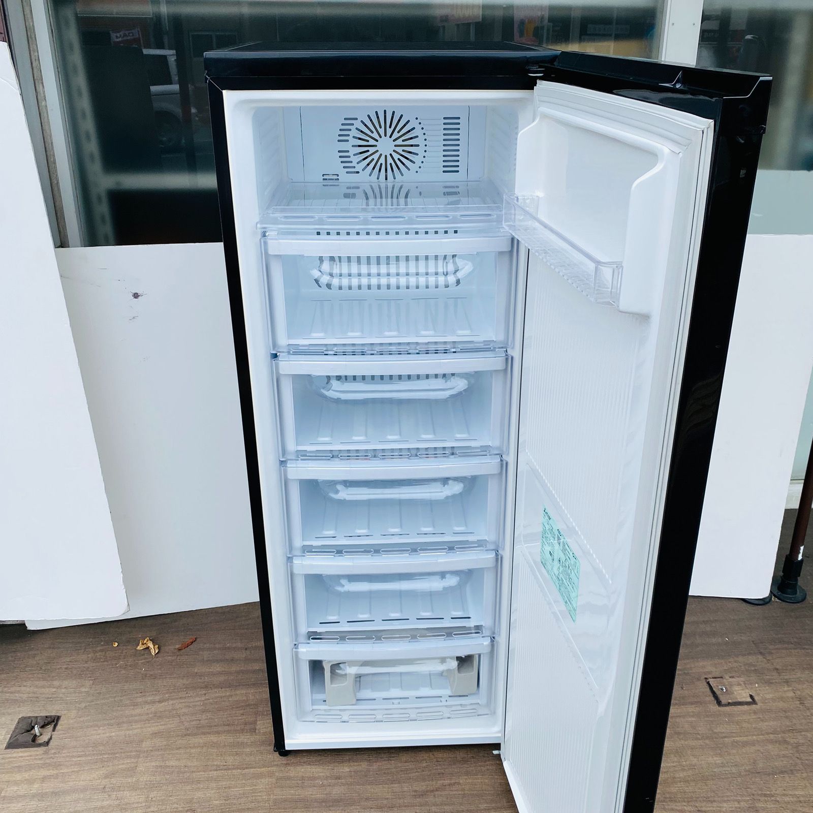 MITSUBISHI/三菱 ノンフロン冷凍庫 MF-U14F-B 2020年製 144L 冷凍庫 Uシリーズ サファイアブラック MF-U14F-B [144L /1ドア /右開き