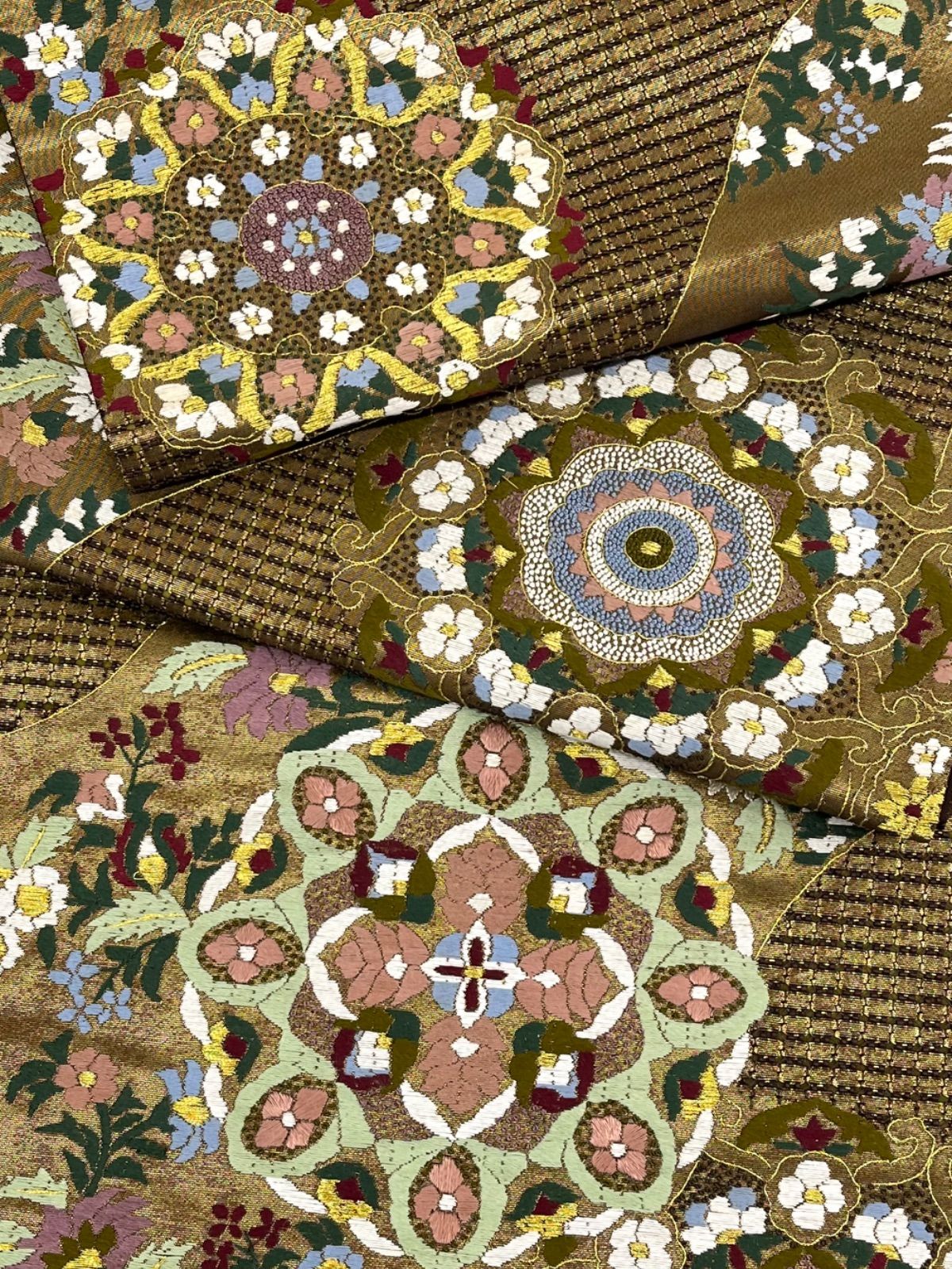 蘇州刺繍 汕頭刺繍 相良刺繍 袋帯 華紋 正絹 六通 D582 - メルカリ
