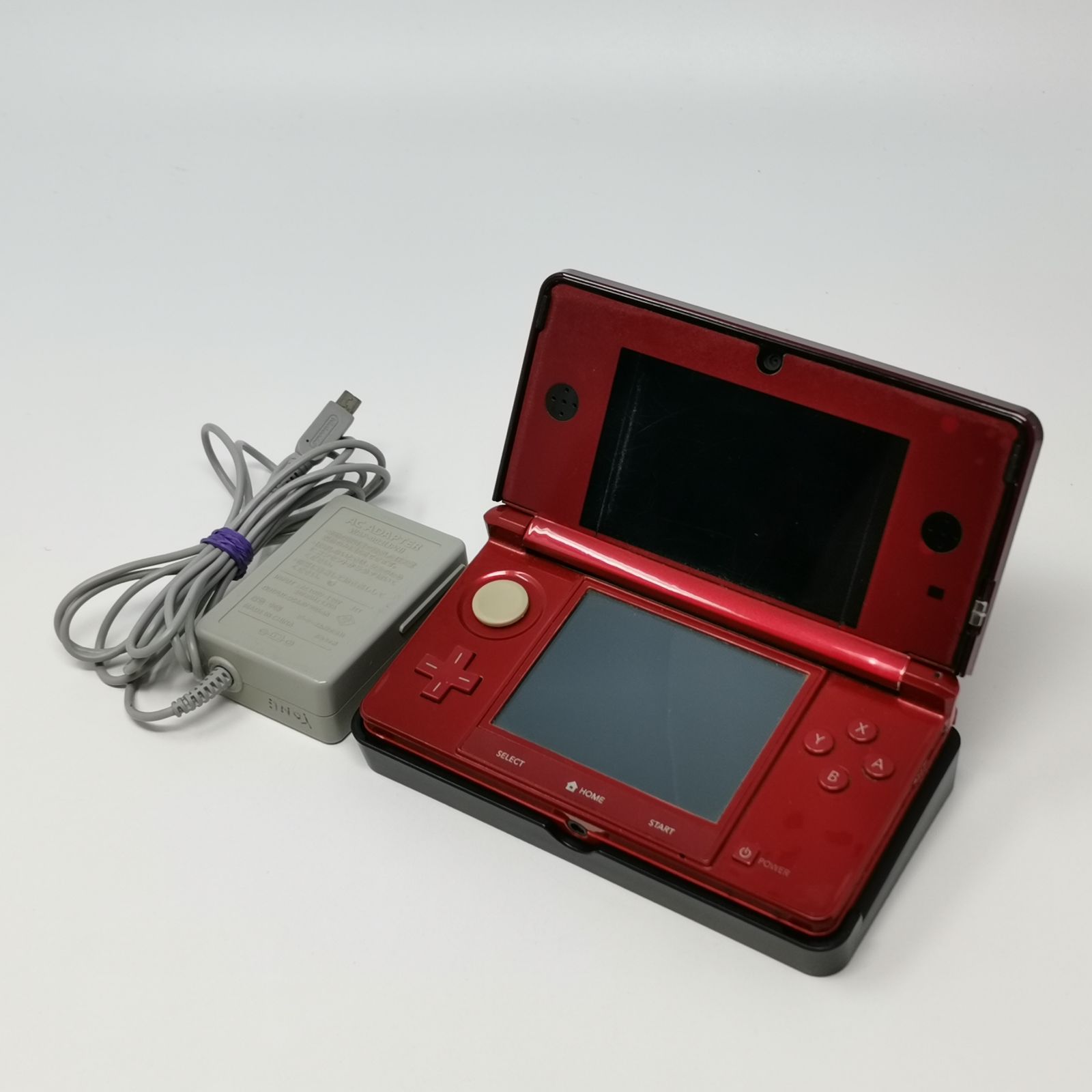 中古品 ゲーム ニンテンドー3DS 本体 CTR-001 ピュアホワイト 動作品 本体のみ 中古品 ゲーム ニンテンドー3DS 本体 CTR-001 ピュアホワイト 動作品