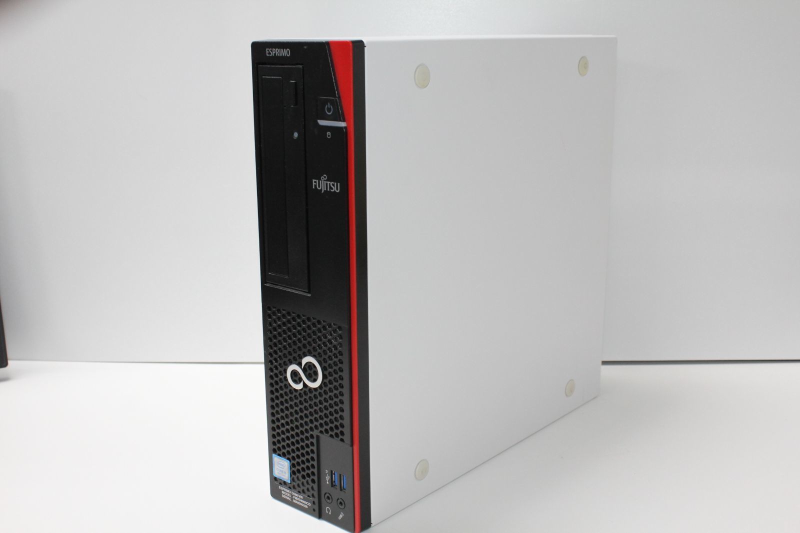 中古デスクトップPC】富士通〈ESPRIMO D588/VW〉Core i5/SSD128GB+ 