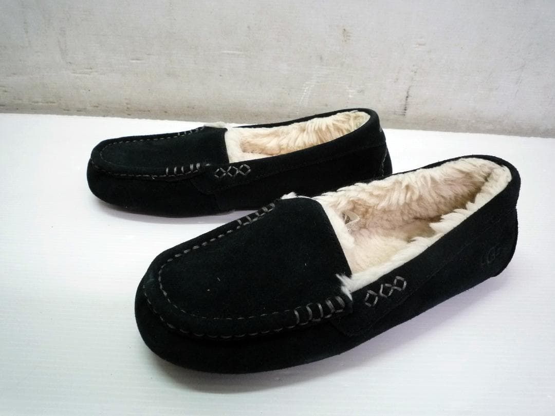 UGG アグ ANSLEY アンスレー ブラック 25cm モカシン ムートン