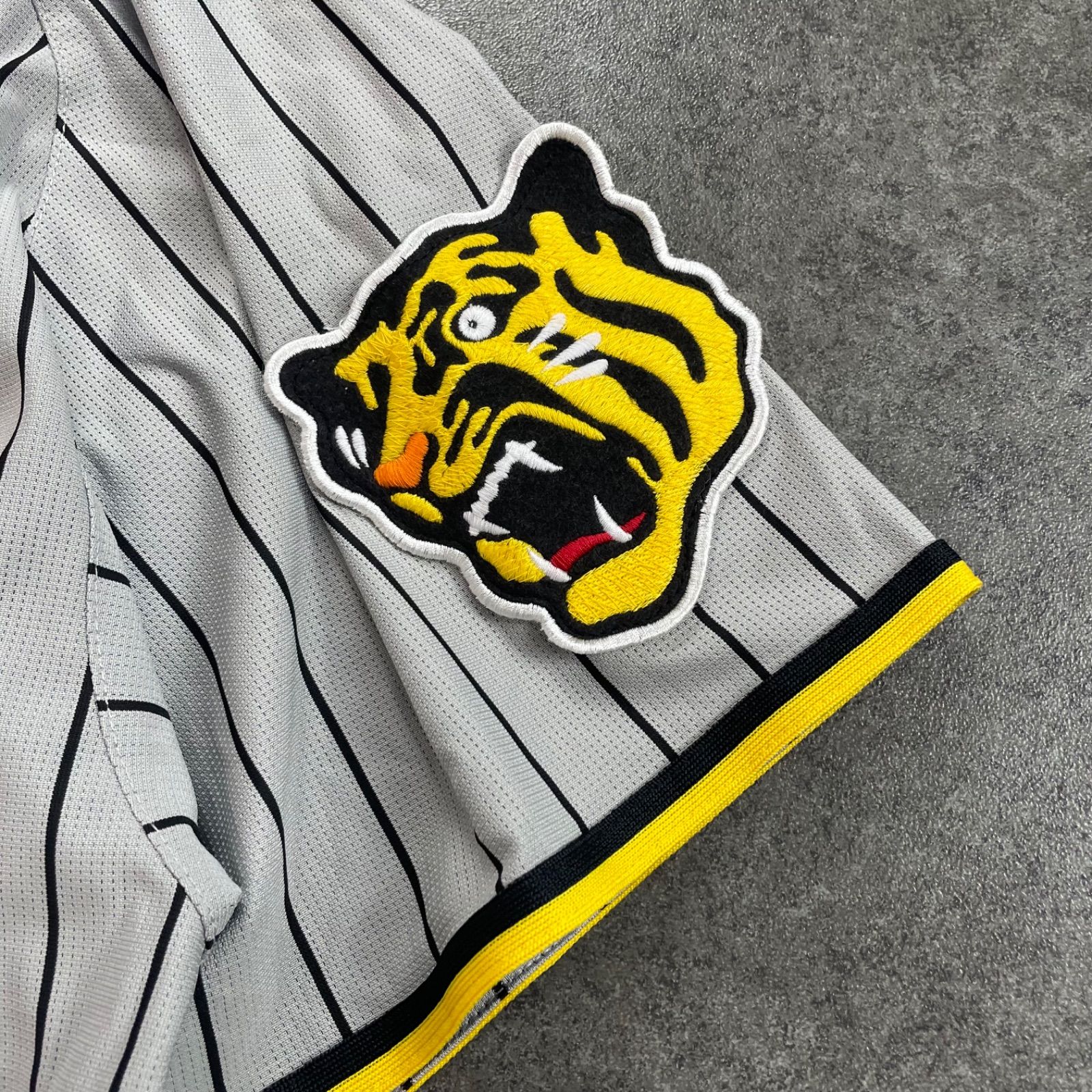 阪神タイガース NPB MIZUNO プロ野球 ミズノ ユニフォーム 旧ビジター 