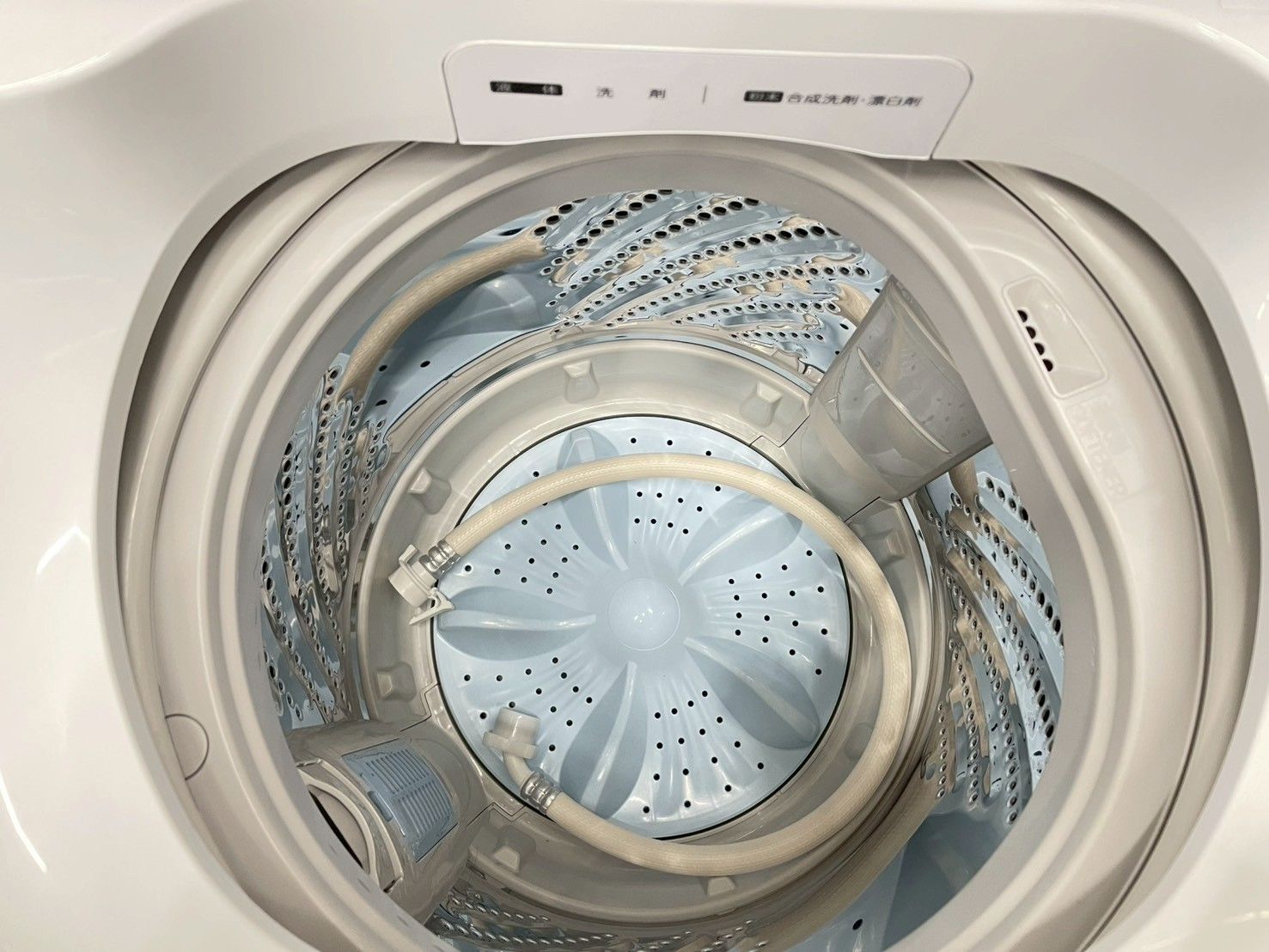 大阪送料無料☆3か月保障付き☆洗濯機☆ハイセンス☆5.5kg☆2022年☆HW 