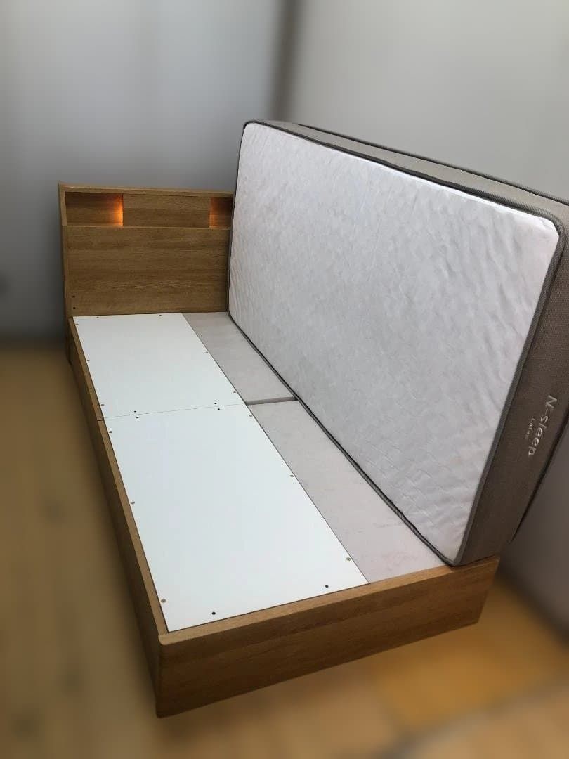 美品 ニトリ ジオ系 シングルベッド 収納付き 引き出し LED照明 