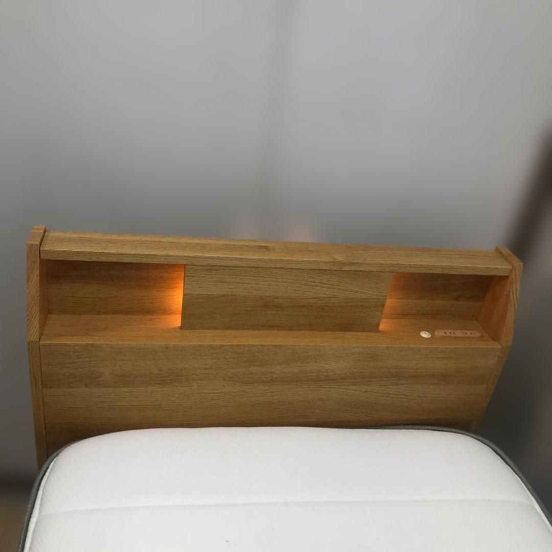美品 ニトリ ジオ系 シングルベッド 収納付き 引き出し LED照明 