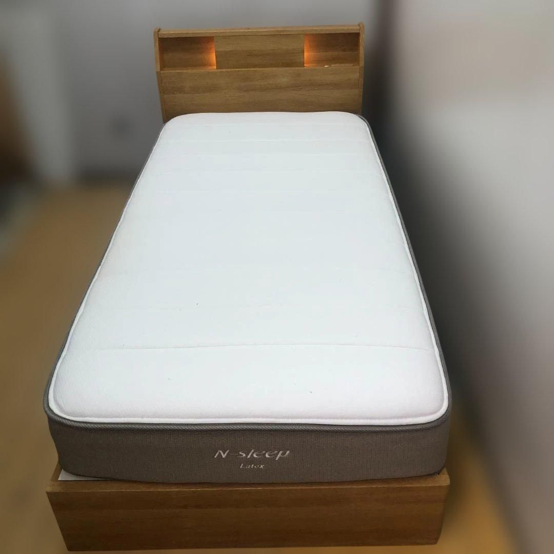 美品 ニトリ ジオ系 シングルベッド 収納付き 引き出し LED照明 