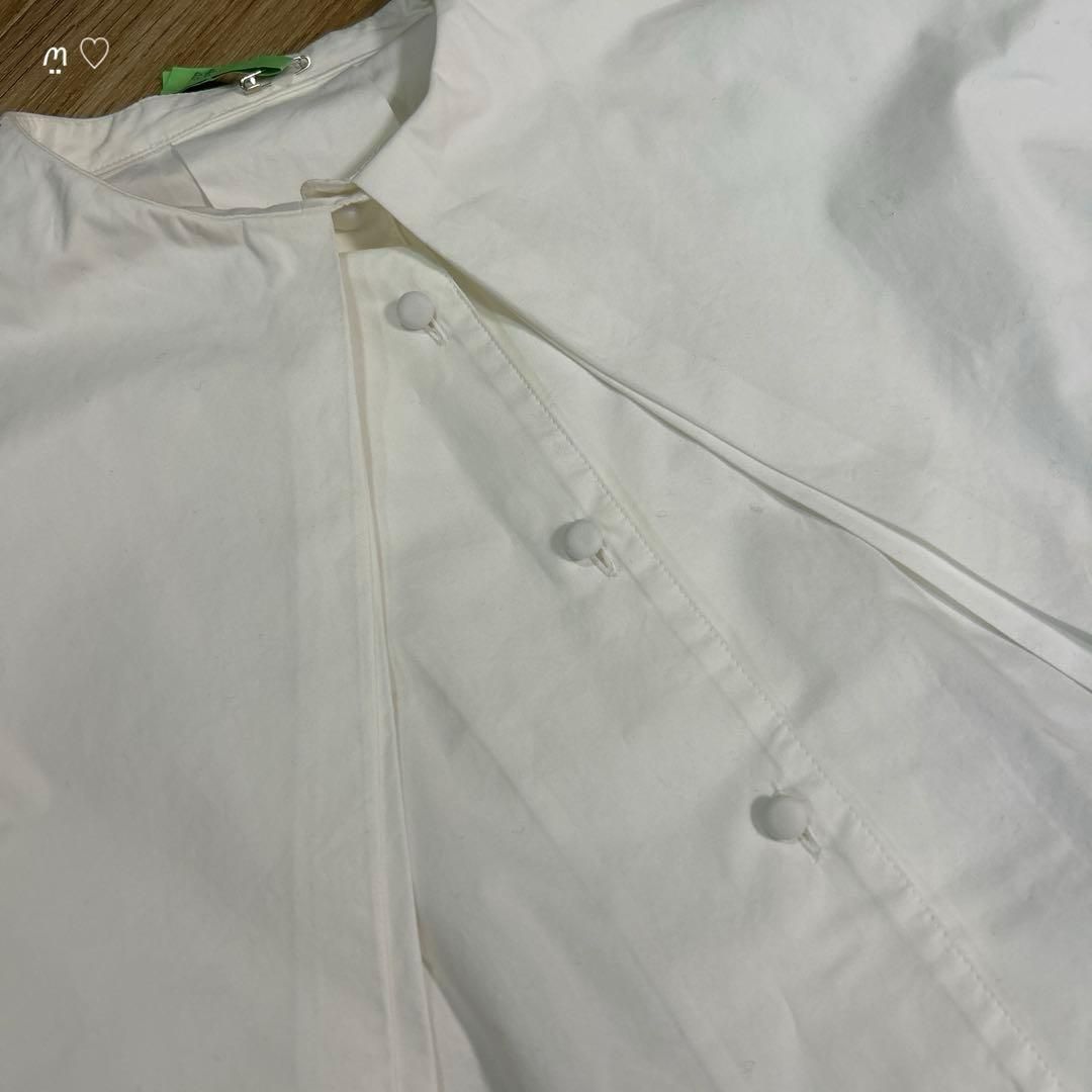 cygne.シーニュ　Niiinaケープブラウス　Fフリーサイズ　ビッグカラー cygne.シーニュ Niiinaケープブラウス Fフリーサイズ ビッグカラー