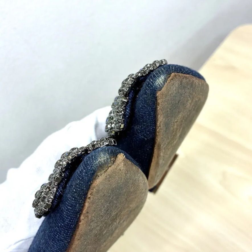 マノロブラニク MANOLO BLAHNIK】廃盤品 デニムハンギシ ビジュー