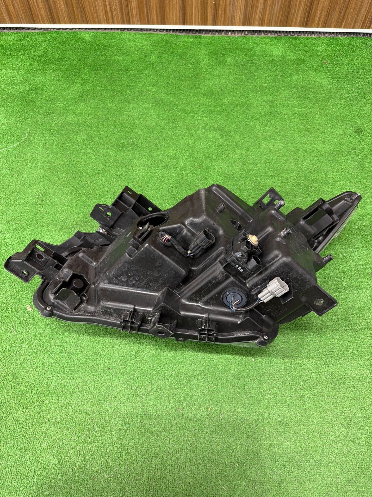 日産 エルグランド E52 純正 右側 ヘッドライト KOITO 100-23674 (444 