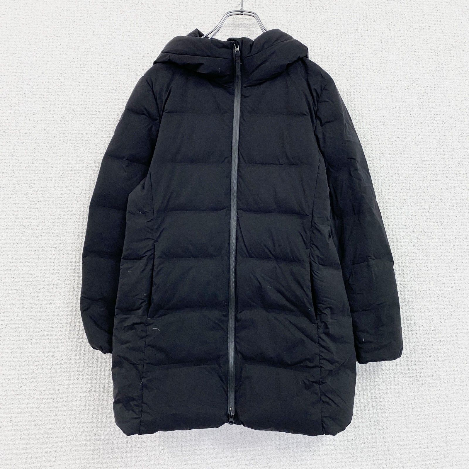 UNIQLO ユニクロ シームレスダウンショートコート ダウン90% 黒 