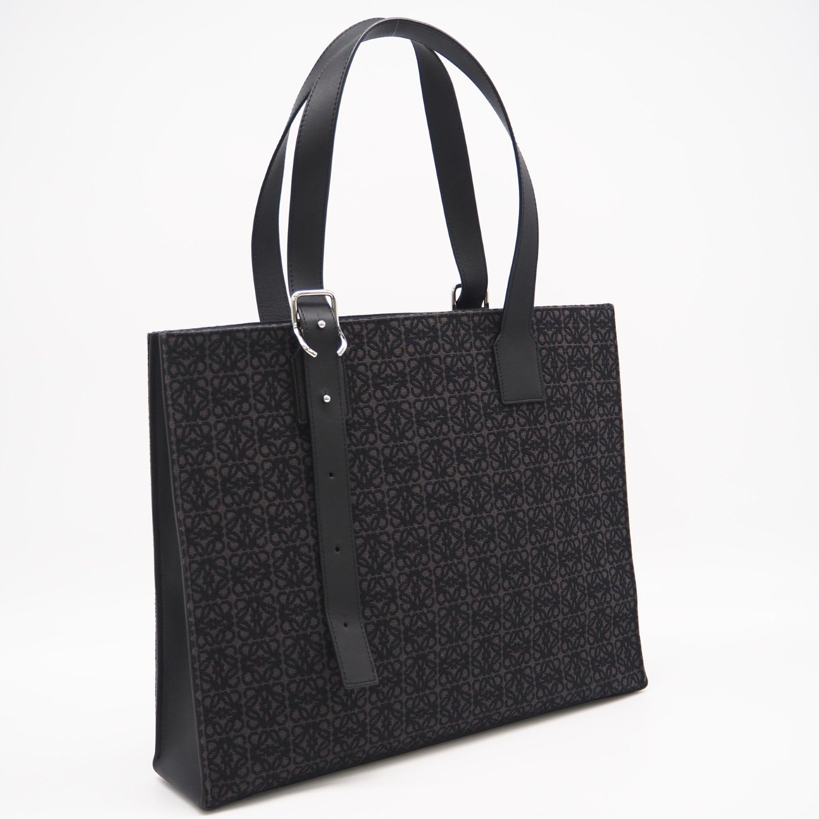 3日以内返品可 美品 LOEWE ロエベ アナグラム バックル ホリゾンタル 