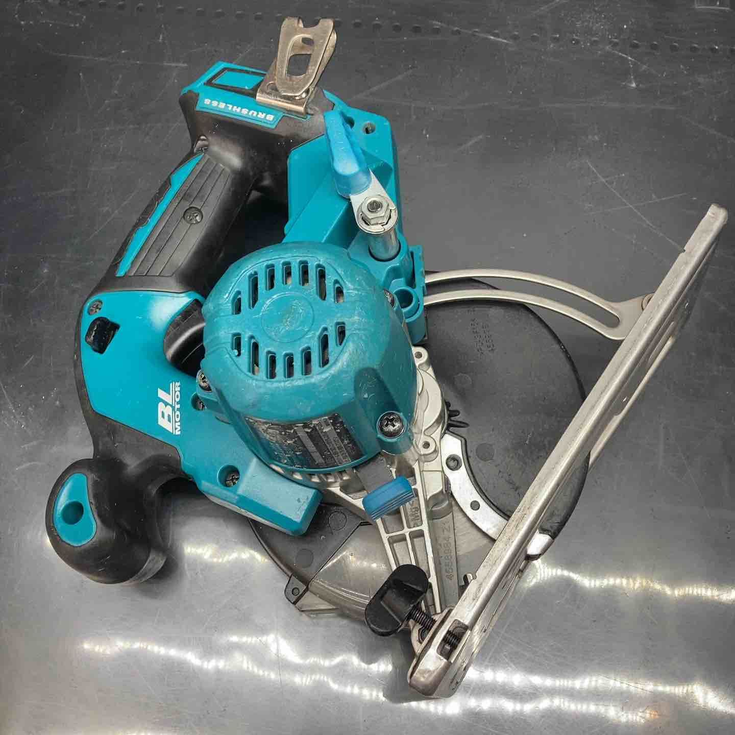 ☆マキタ(makita) コードレスチップソーカッター CS551DZ【川越店 