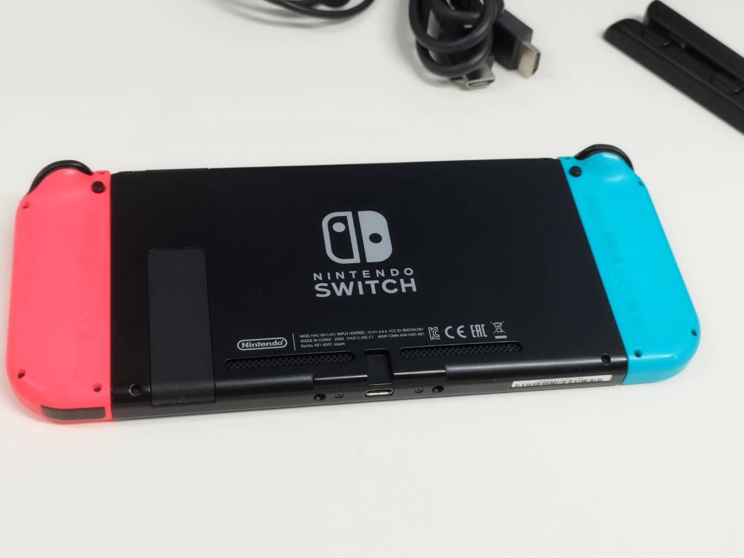 良品】Nintendo Switch HAC-001(-01)/2020年製/バッテリー強化版 