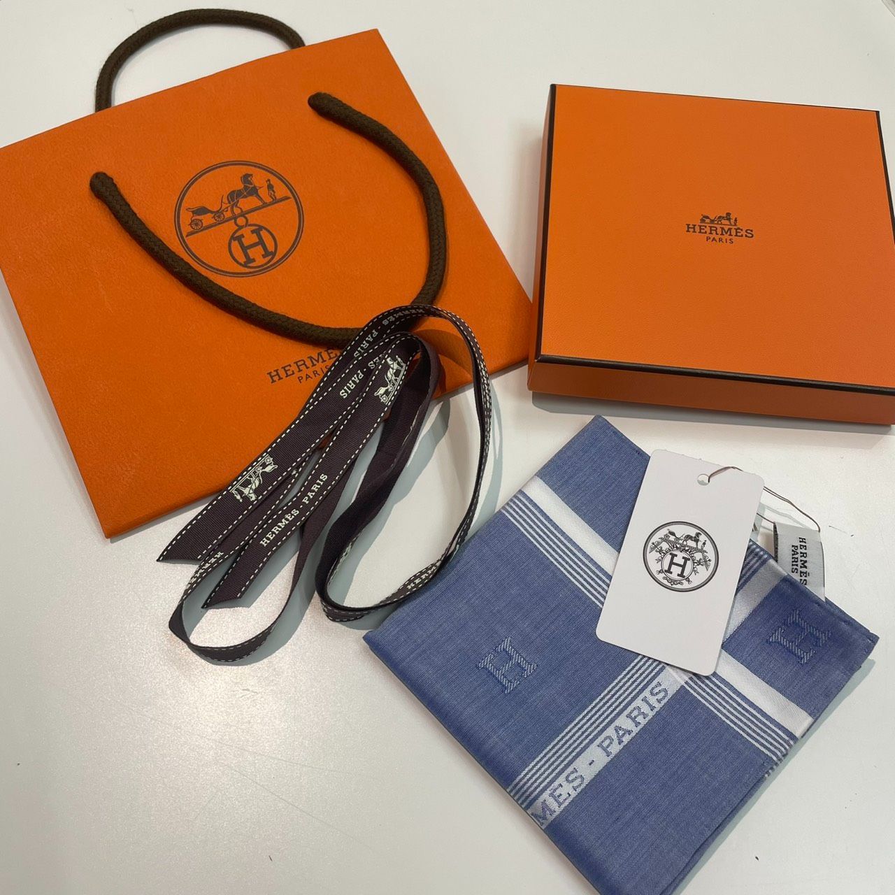 成】新品未使用品!! 付属品完備!! HERMES MADE IN FRANCE エルメス