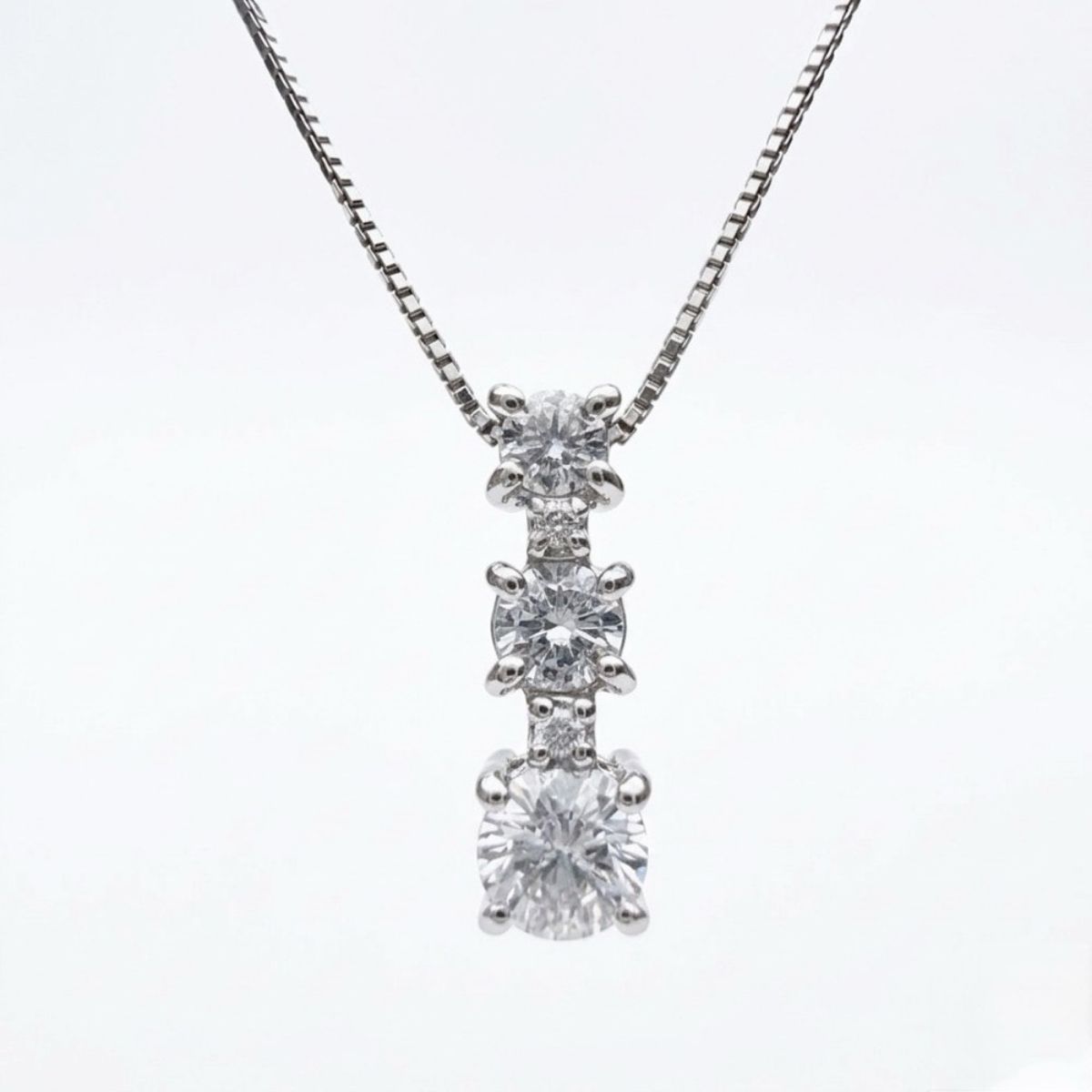 Pt900 Pt850 ダイヤモンド0.500ct ダイヤモンド0.02ct ネックレス 