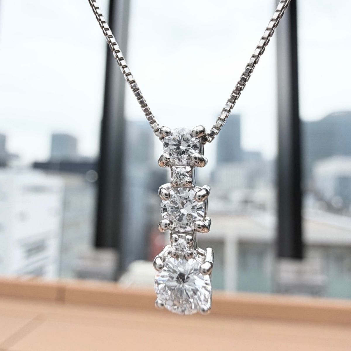 Pt900 Pt850 ダイヤモンド0.500ct ダイヤモンド0.02ct ネックレス 