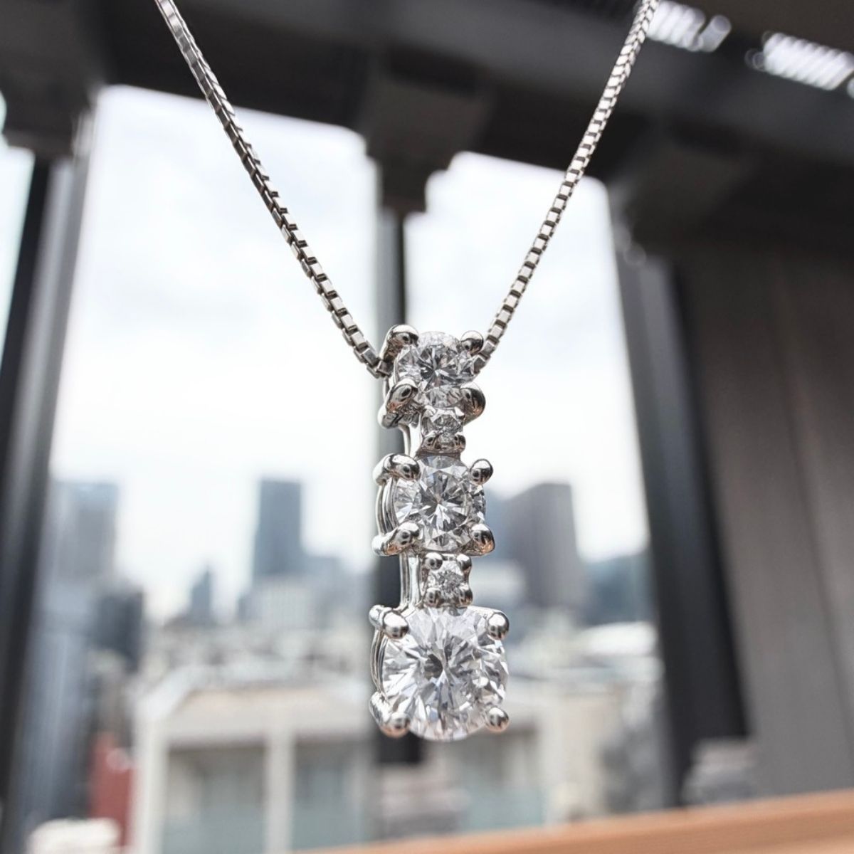 Pt900 Pt850 ダイヤモンド0.500ct ダイヤモンド0.02ct ネックレス 