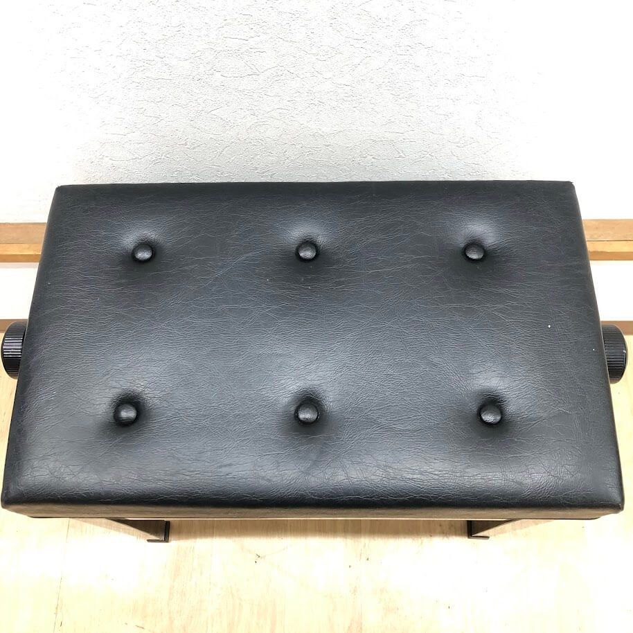 ss8513 【中古】 ピアノ椅子 ブラック レザー調 高さ調整可能 ピアノ用 ss8513 【中古】 ピアノ椅子 ブラック レザー調 高さ調整可能 ピアノ用