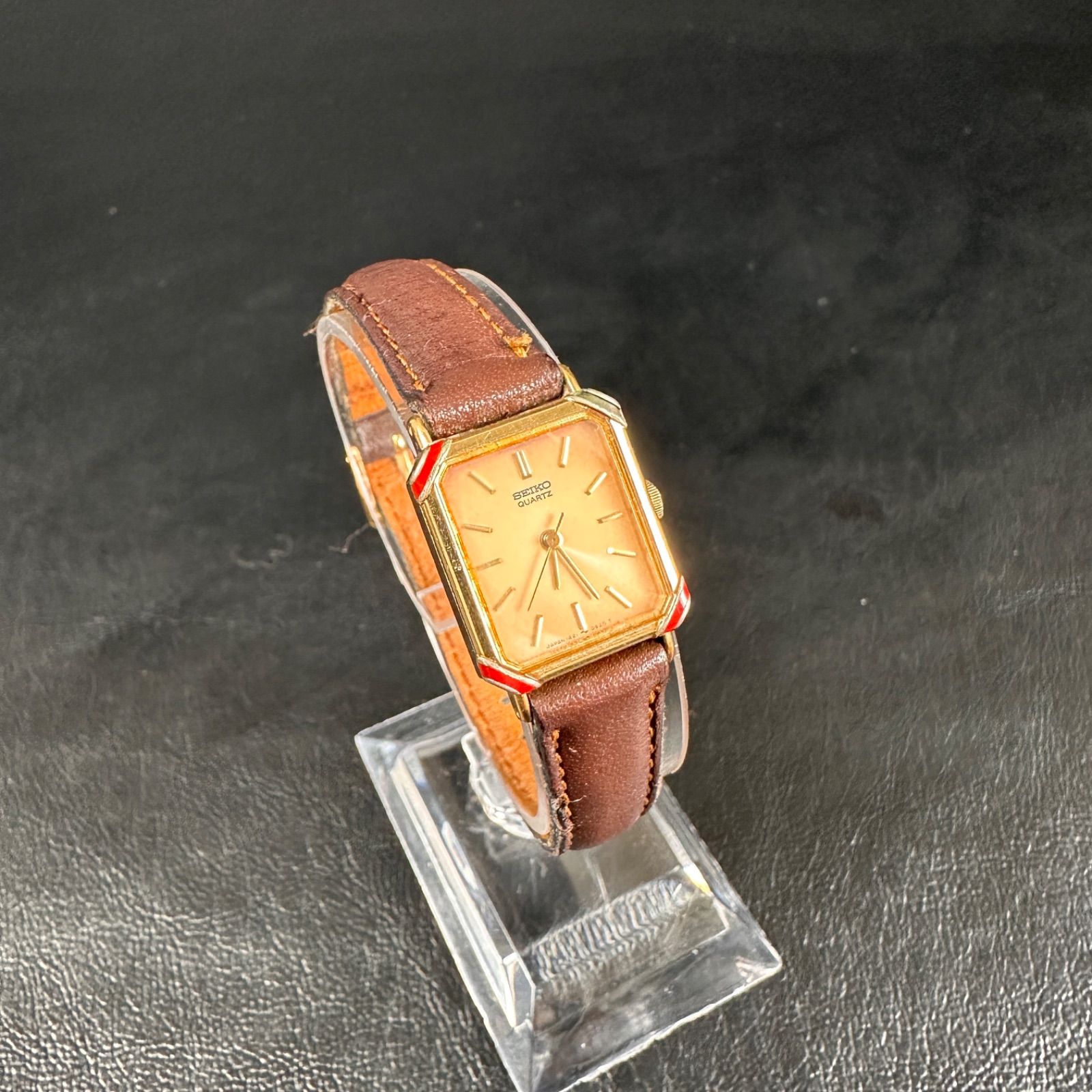 希少 稼動品 SEIKO セイコー 1421-555A スクエア レディース 腕時計 