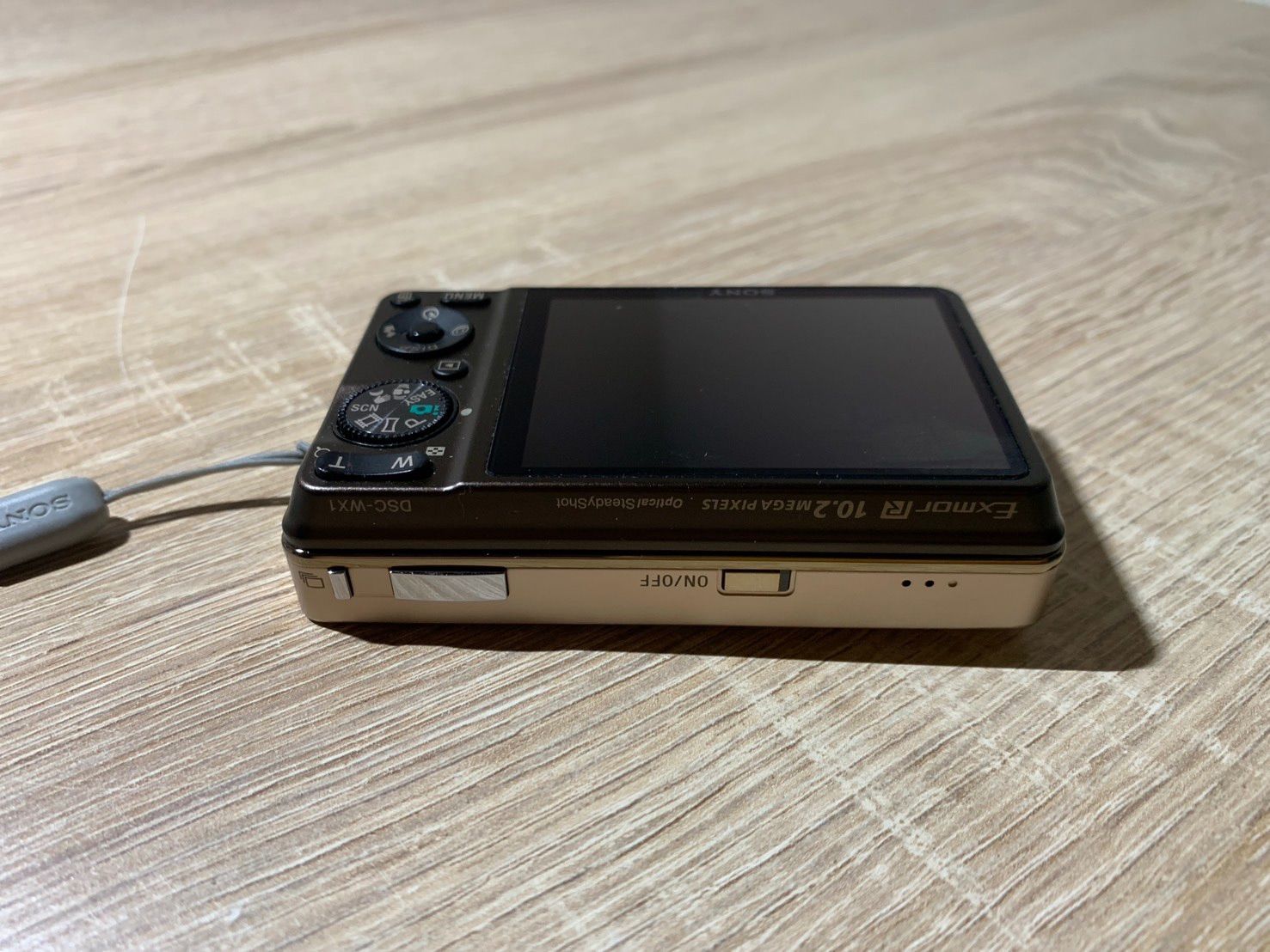 9694 Sony Cyber-shot DSC-WX1 ゴールド デジカメ 動作確認済み【ネ