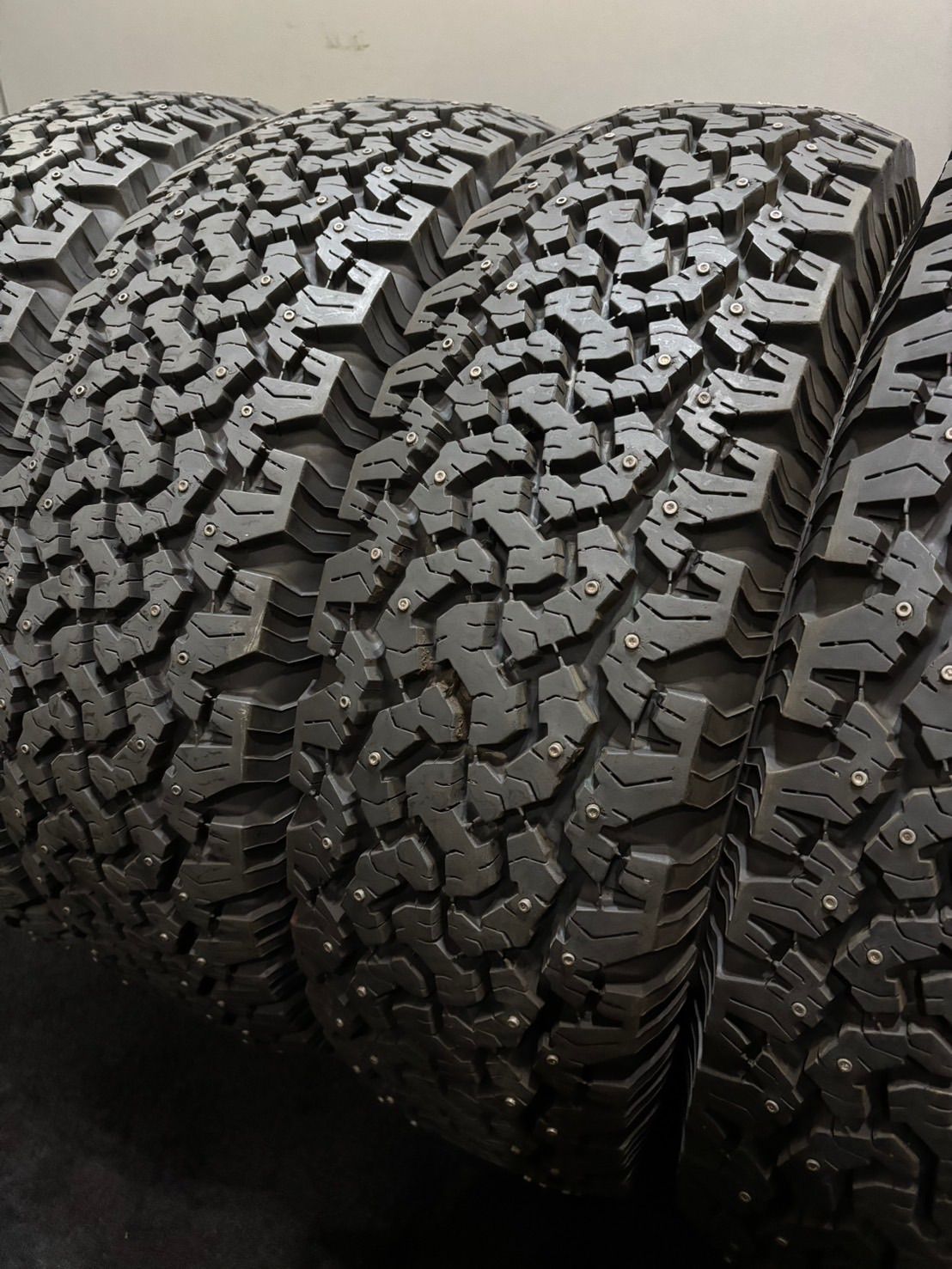☆美品 LT215/75R15 BFGoodrich/All-Terrain T/A KO 2002年製