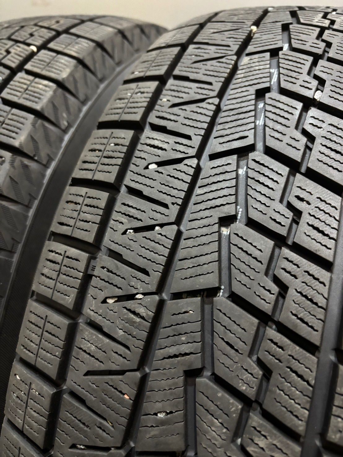 ☆225/65R17 YOKOHAMA/ice GUARD iG70 22年製 スタッドレス 2本 