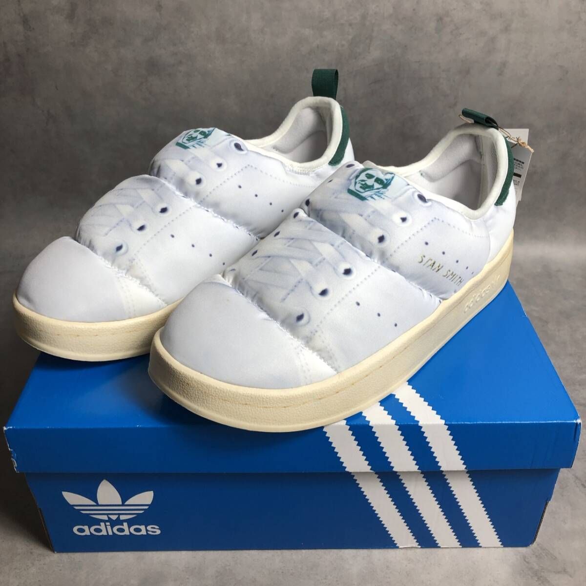 PQ338◇adidas : PUFFYLETTE PRIMALOFT HP6699◇27.5cm◇白/緑系 