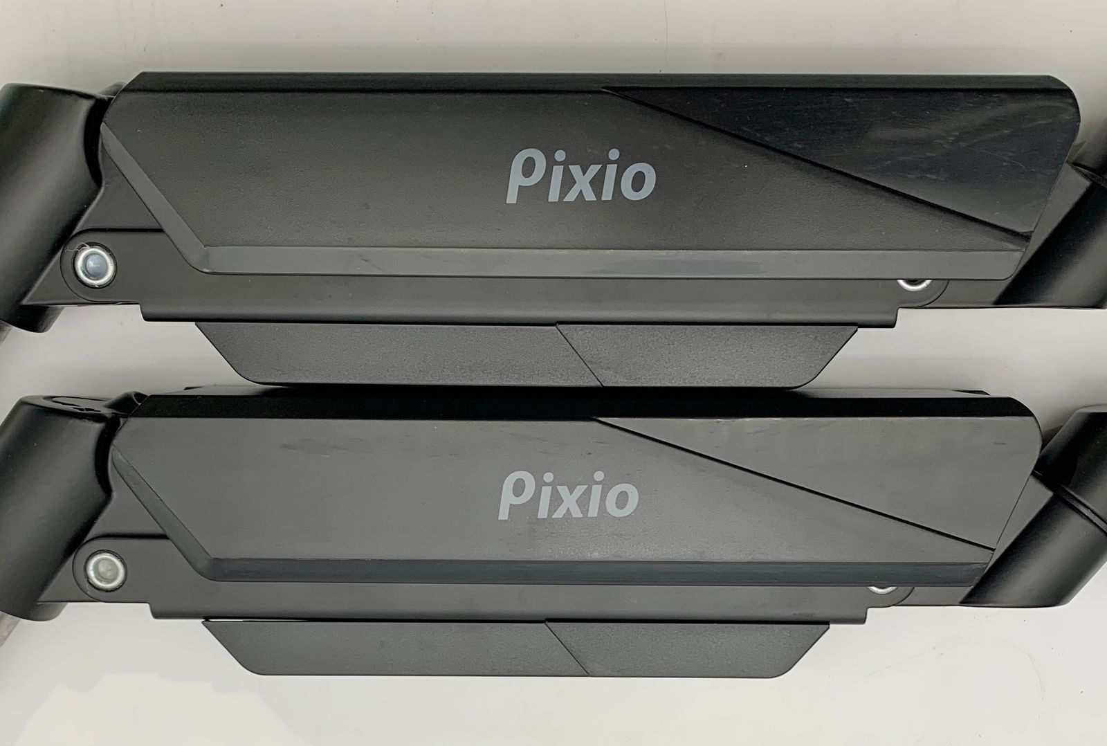 【中古】Pixio PS2D モニターアーム デュアル 黒 PS2SD デュアルモニターアーム / ブラック | Pixio