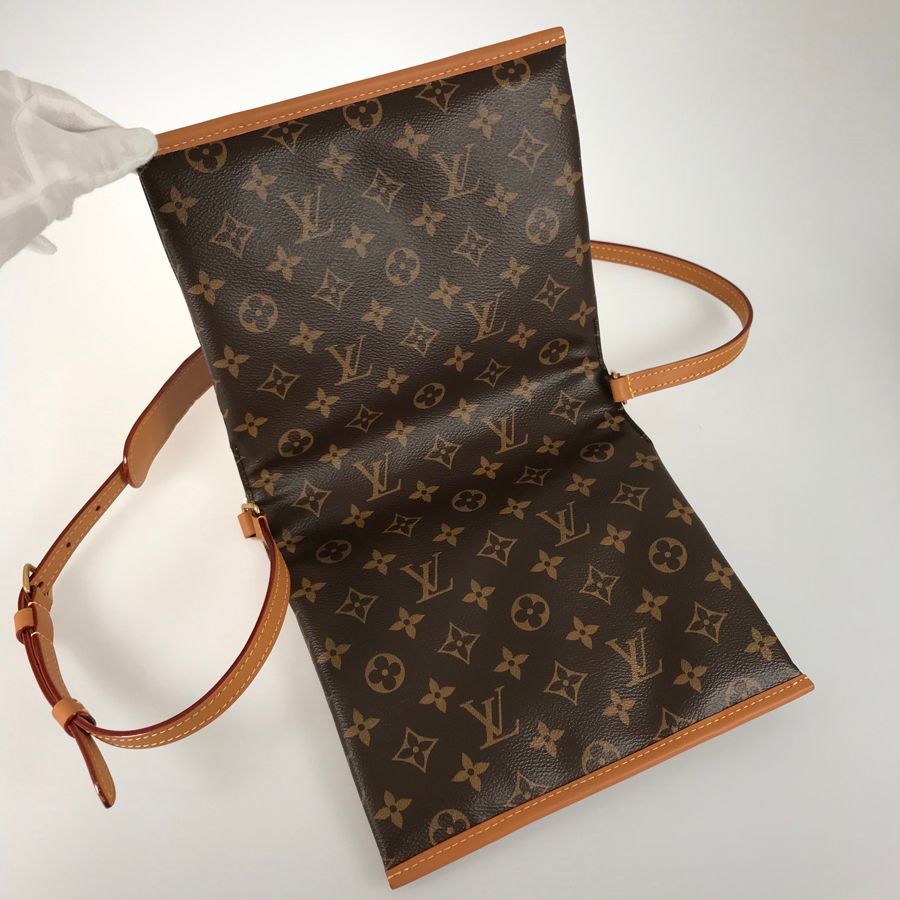 ルイ・ヴィトン LOUIS VUITTON モノグラム ソミュール メッセンジャー