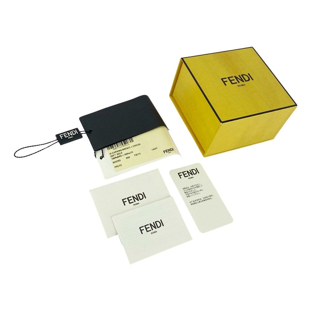 FENDI ゴールド ロゴピアス 箱付き フェンディ □未使用□新品□ ロゴ ピアス アクセサリー GP ゴールド
