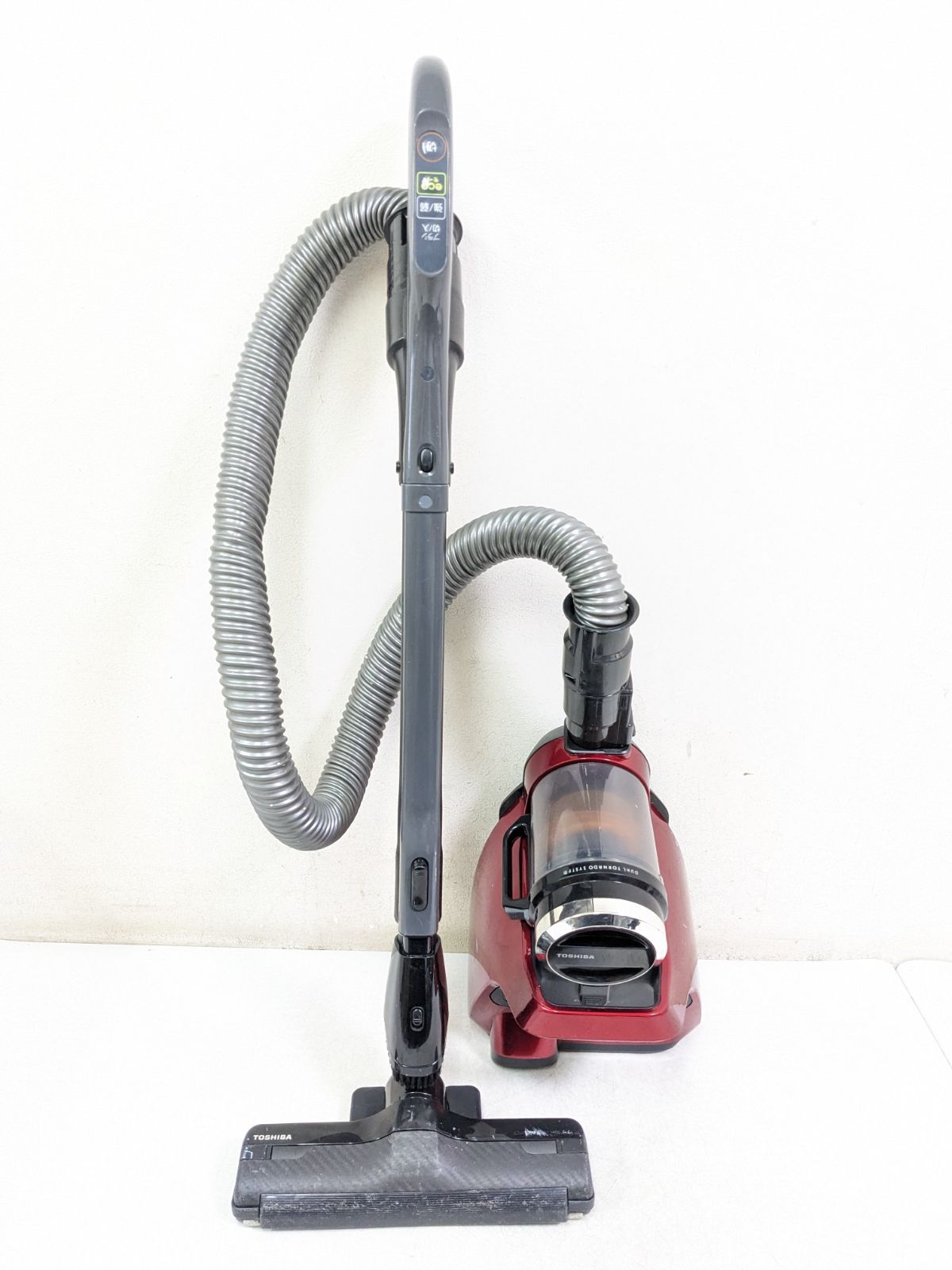 A TOSHIBA 東芝 サイクロン掃除機 VC-C7 2025年製 サイクロン式掃除機