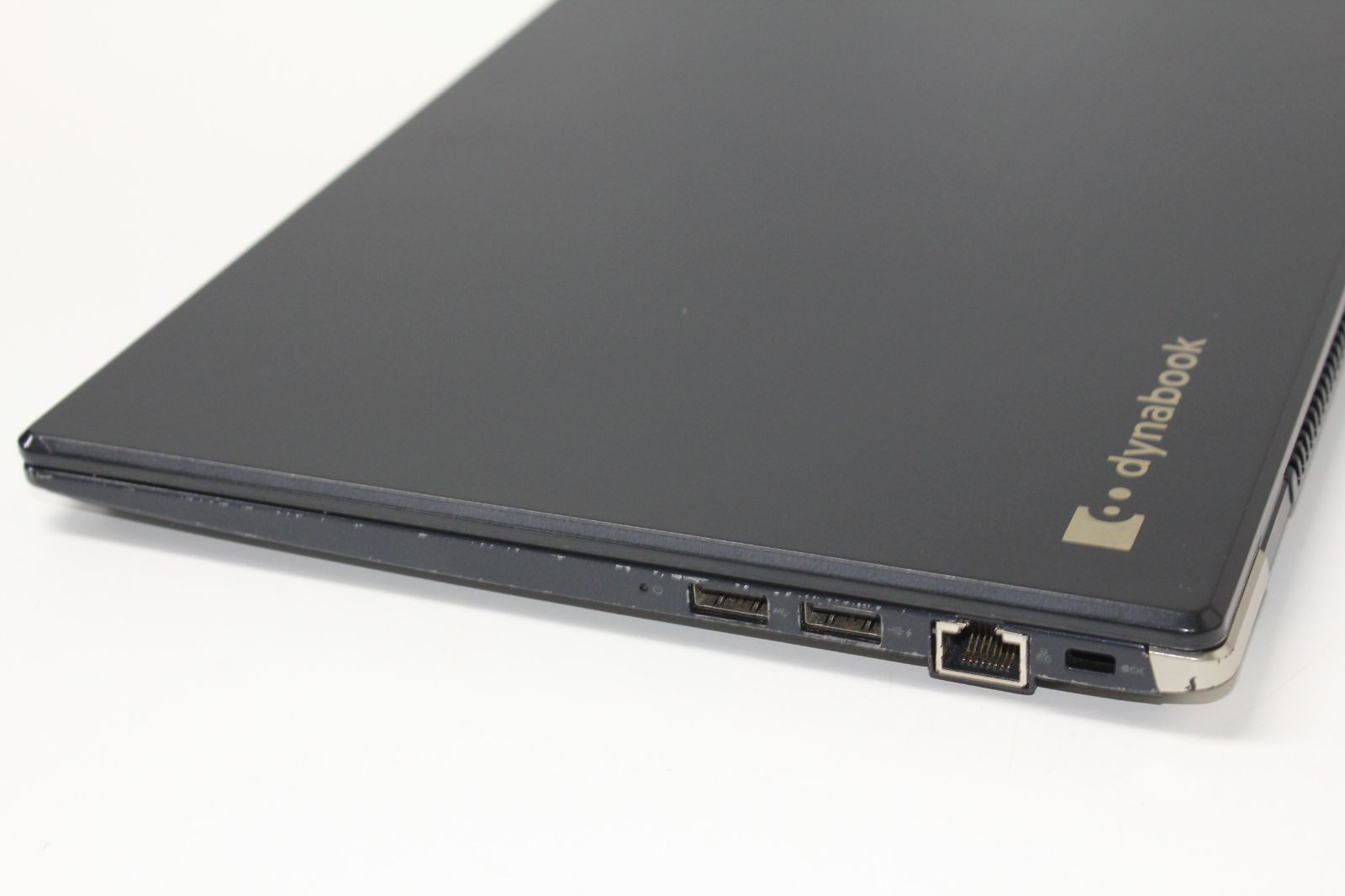 中古ノートPC】東芝〈Dynabook GX83/MLE〉Intel Core i5/SSD256GB 