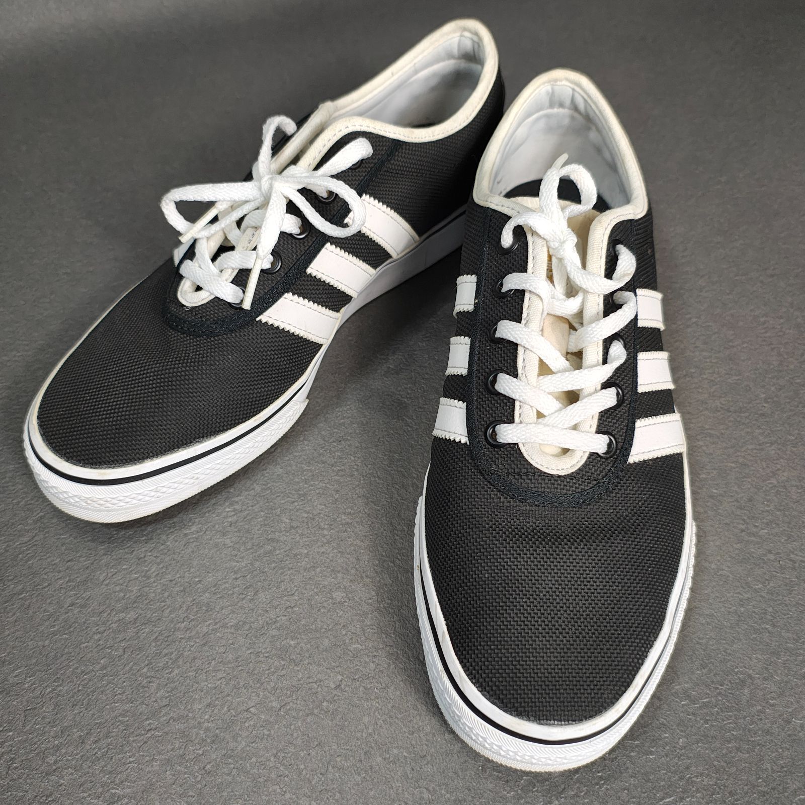 未使用 adidas スニーカー アディダスオリジナルス BERLIN アディダス 