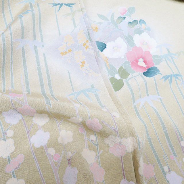 付け下げ 付下げ 訪問着 着物 中古 正絹 袷 花の図 梅 菊 桜 竹 やや灰みの黄系色 多色 身丈158cm 裄65cm M きもの北條 A1349-9 付け下げ 付下げ 訪問着 着物 中古 正絹 袷 花の図 梅 菊 桜 竹 やや灰