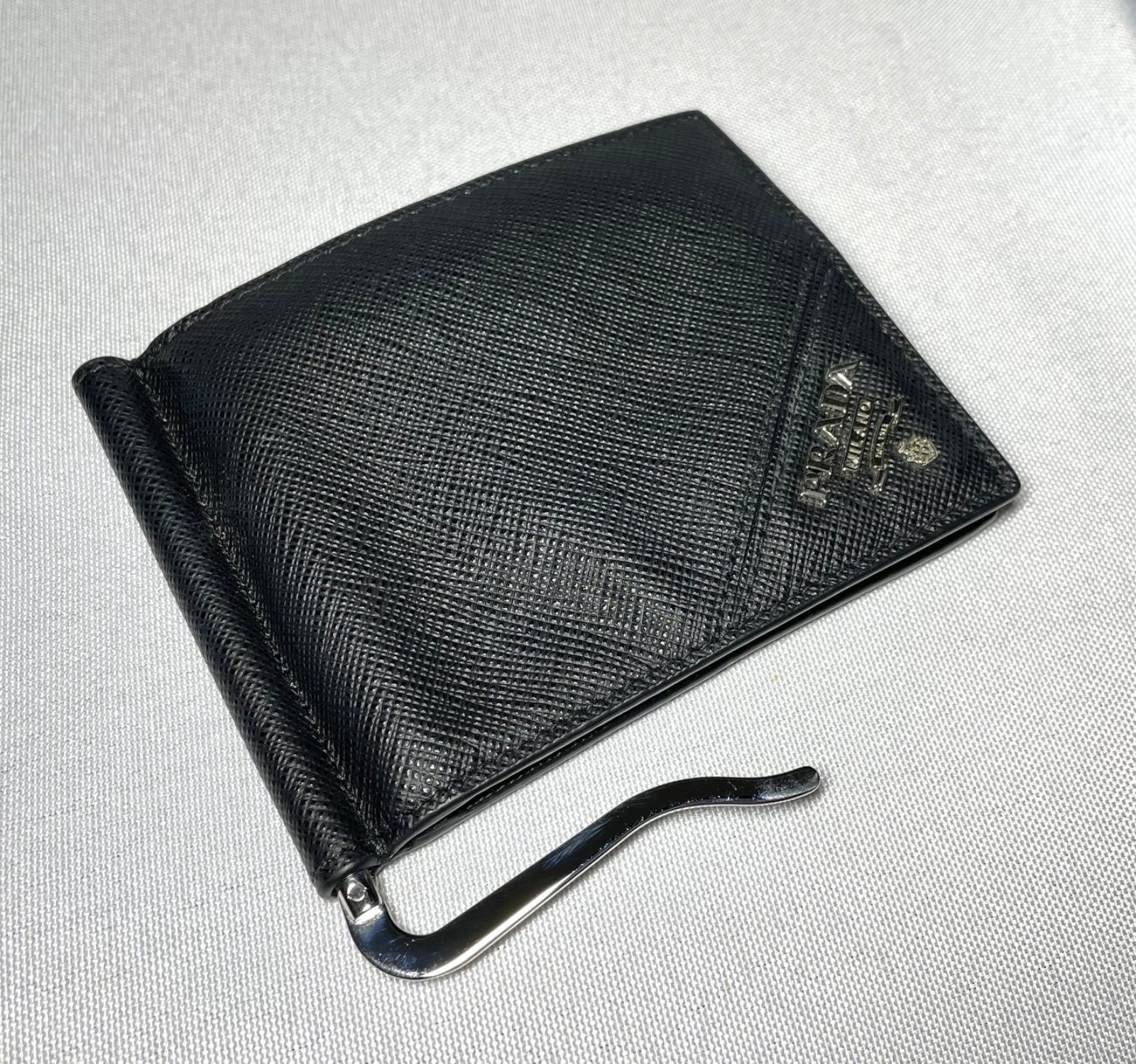 PRADA プラダ サフィアーノ ロゴ ブラックレザーマネークリップ PRADA