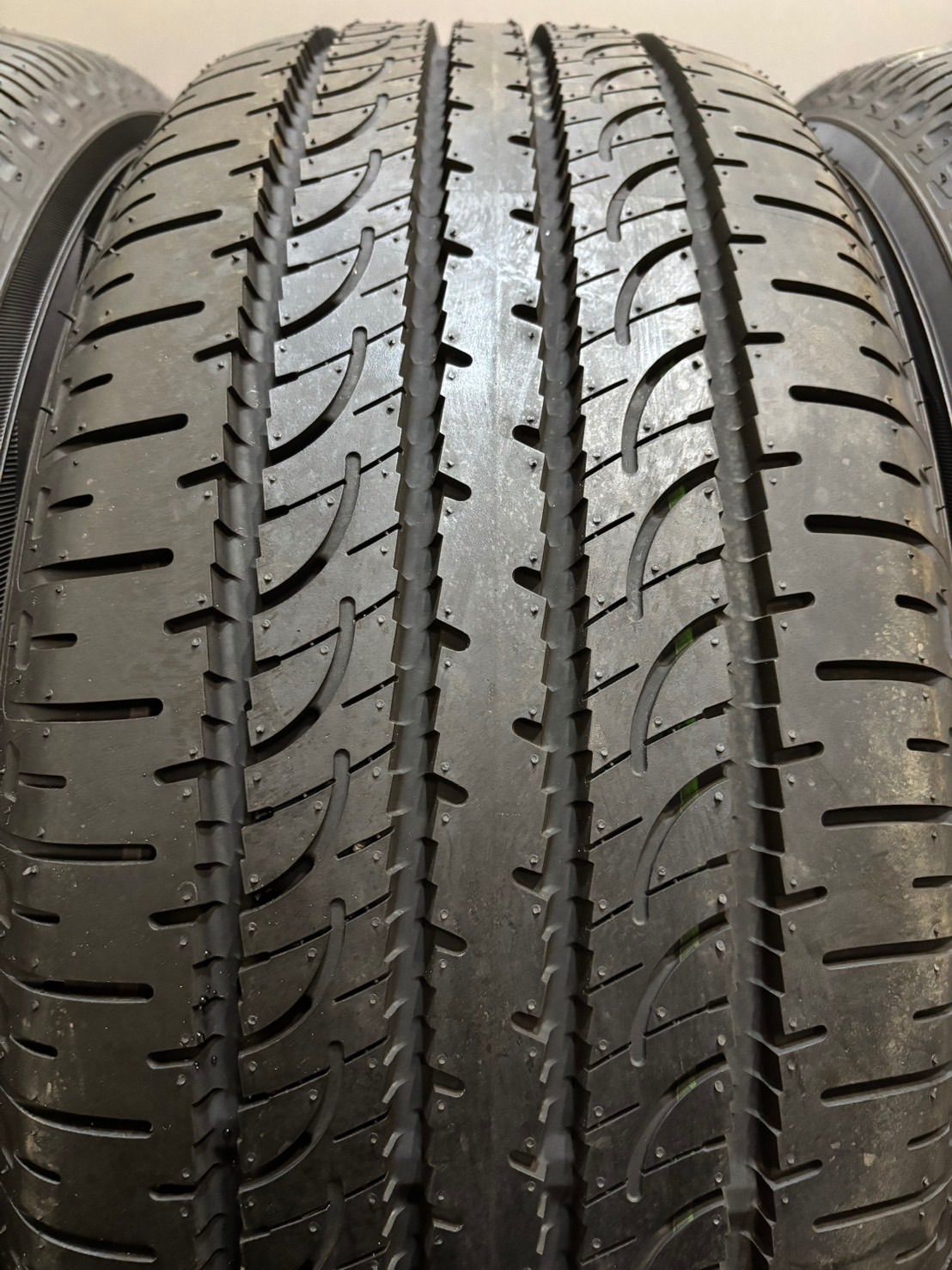 ☆新車外し品 225/55R18 YOKOHAMA/GEOLANDAR SUV G055 21年製 夏タイヤ 