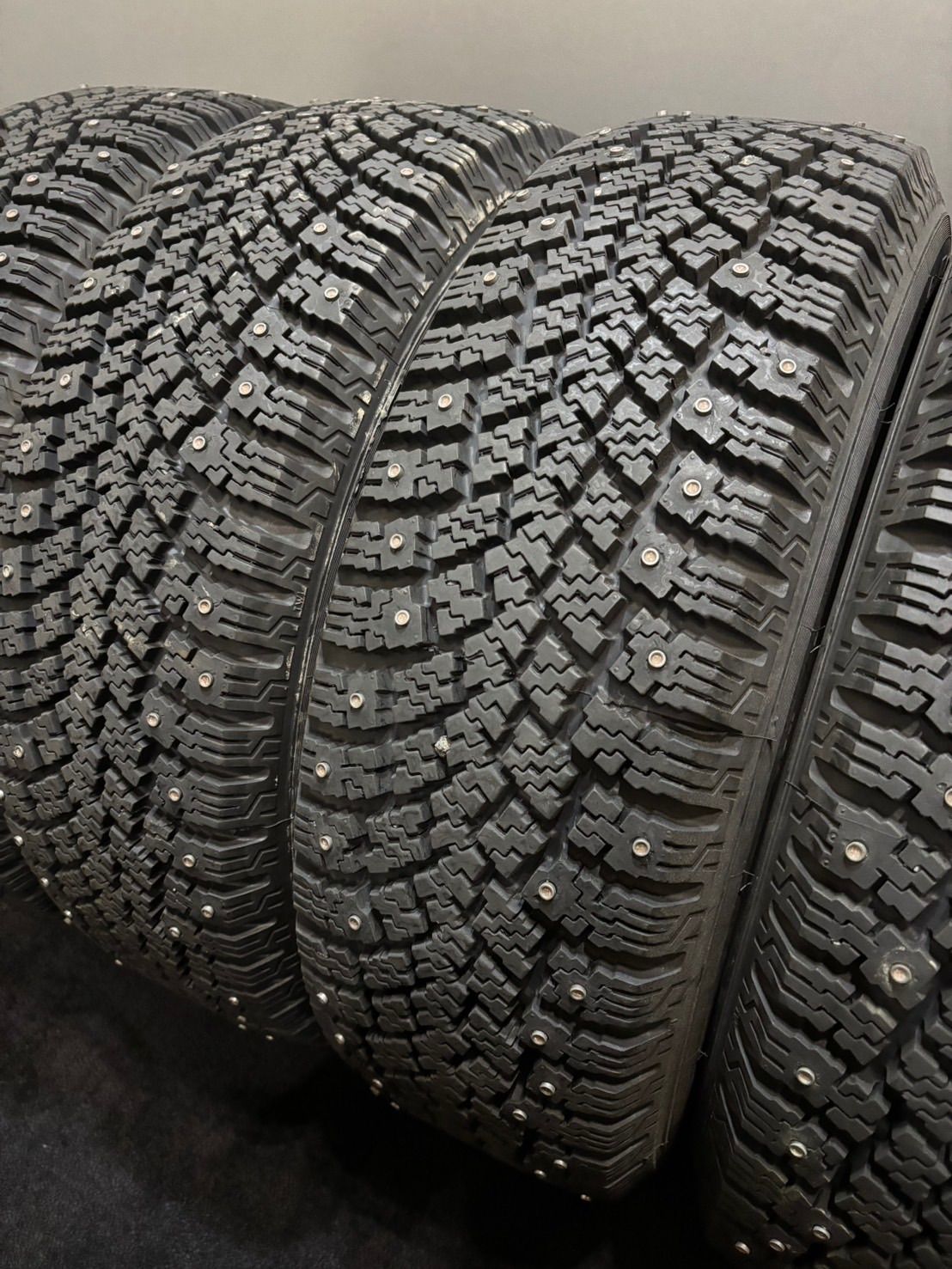 ☆195/65R15 NOKIAN/HAKKAPELIITTA 1 2000年製 スタッドレス スパイク 