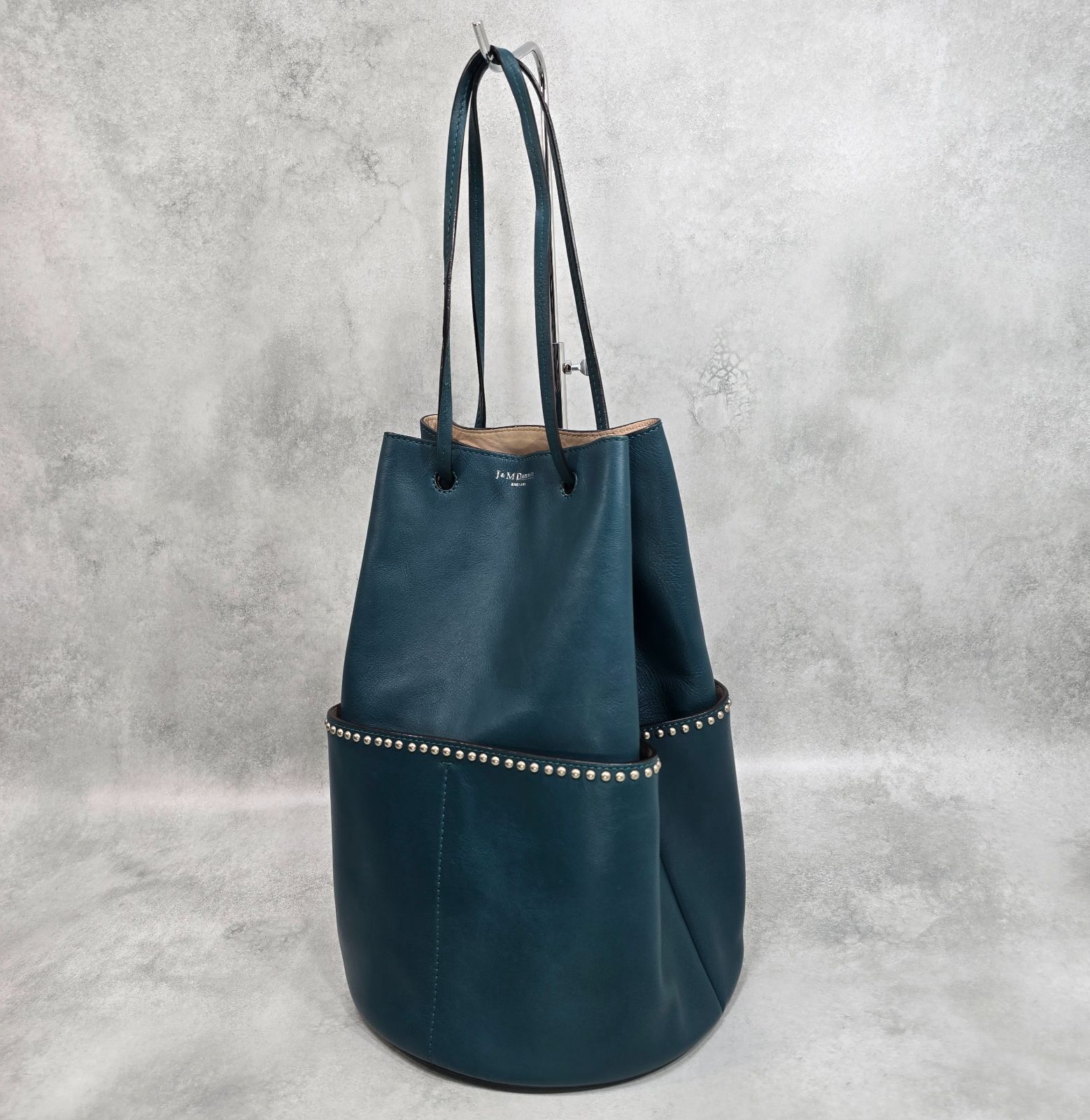 ✨未使用級✨J&M DAVIDSON デイジー スタッズ レザー バッグ タグ付